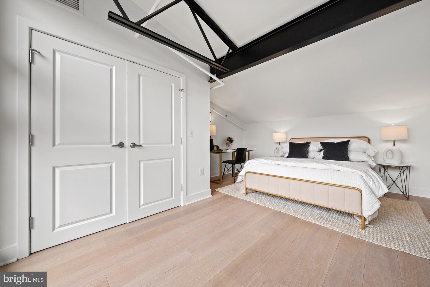 2125 14th St NW #325w