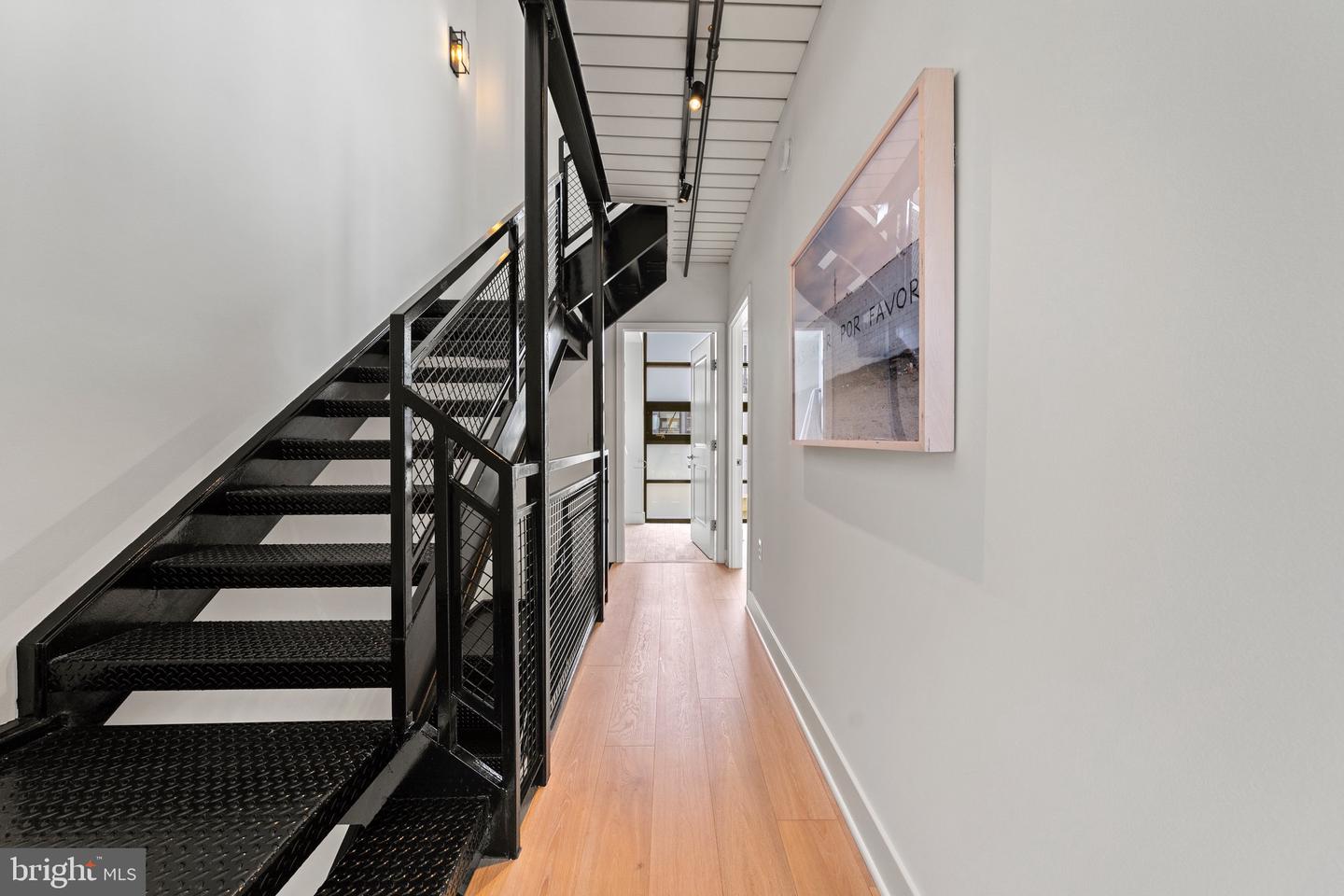 2125 14th St NW #325w