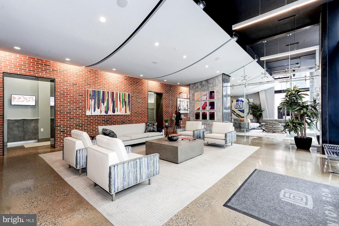 2125 14th St NW #325w