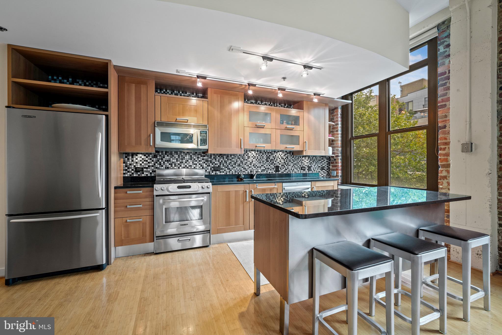 1401 Church St NW #303