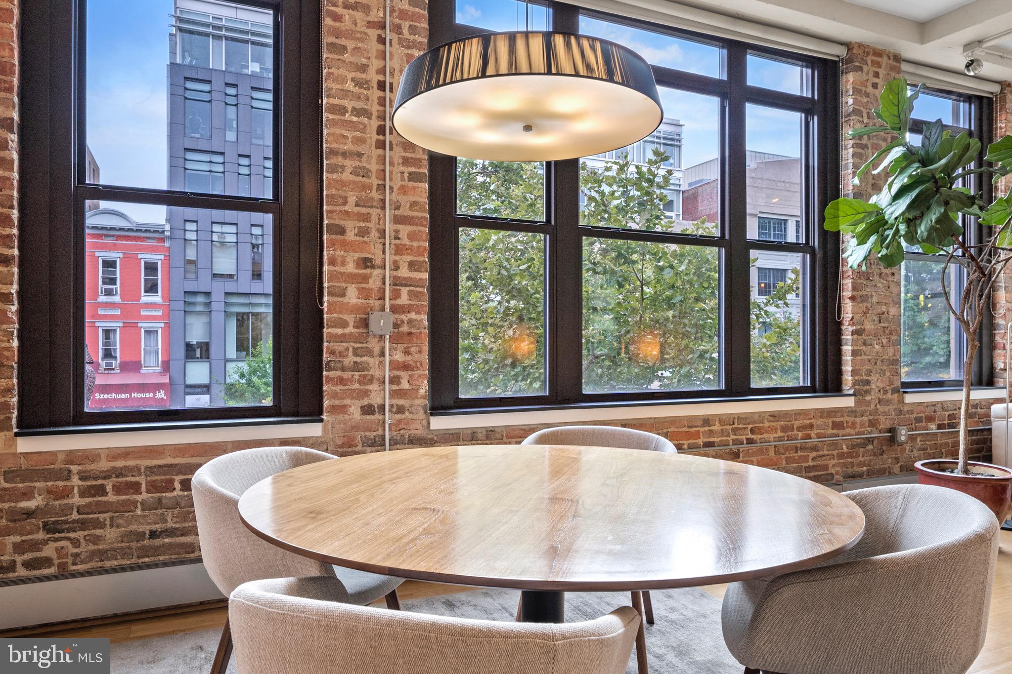 1401 Church St NW #303