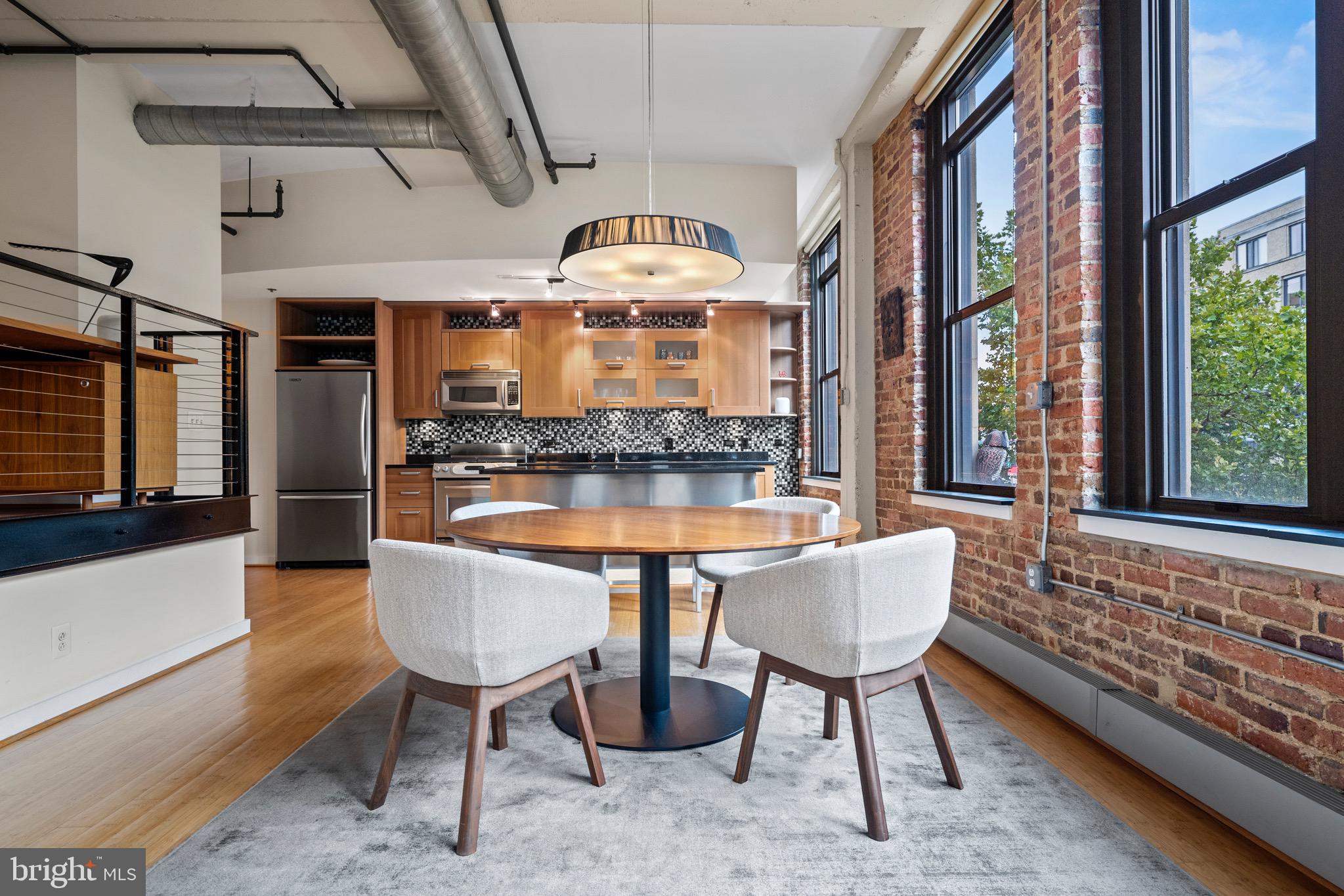 1401 Church St NW #303