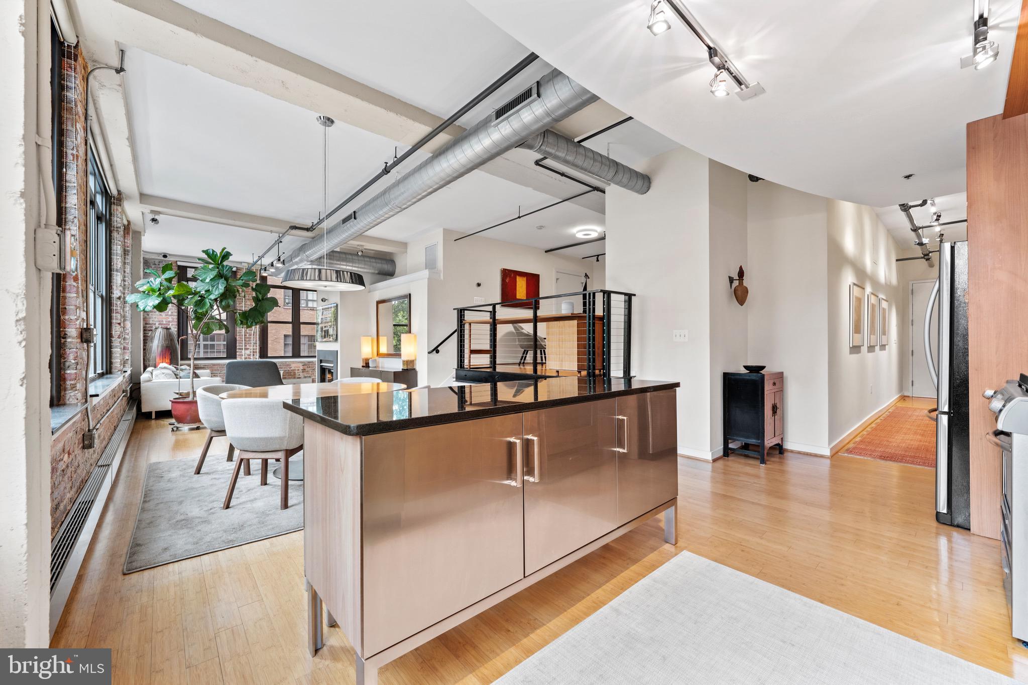 1401 Church St NW #303