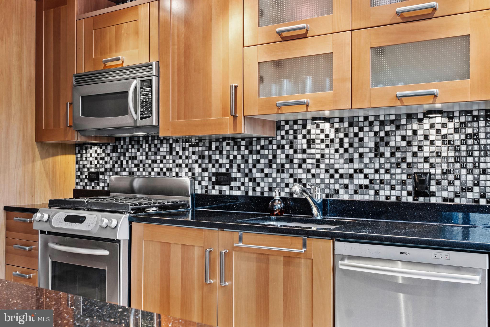 1401 Church St NW #303