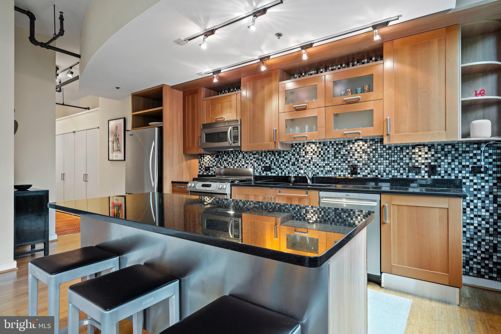 1401 Church St NW #303