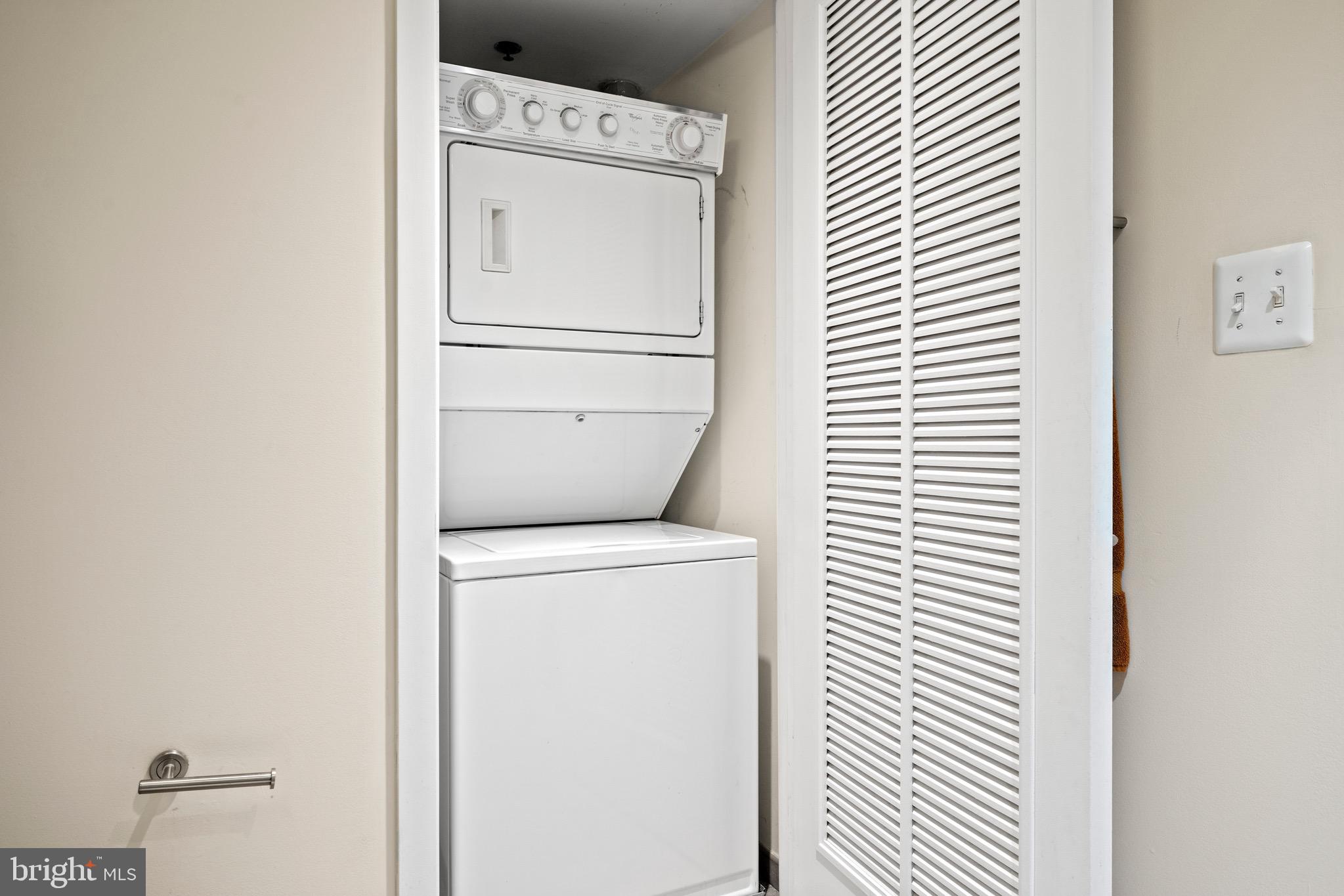 1401 Church St NW #303