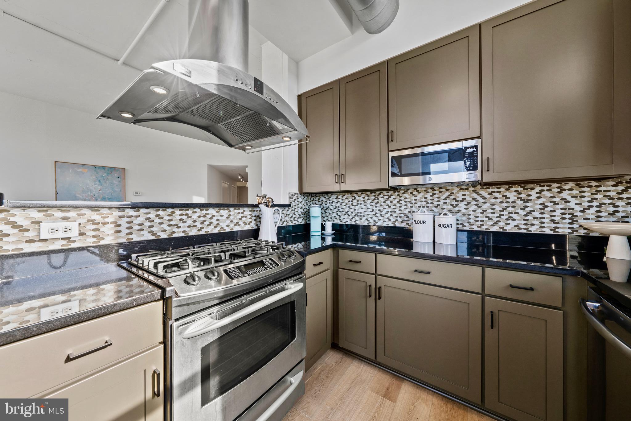 2020 12th St NW #703