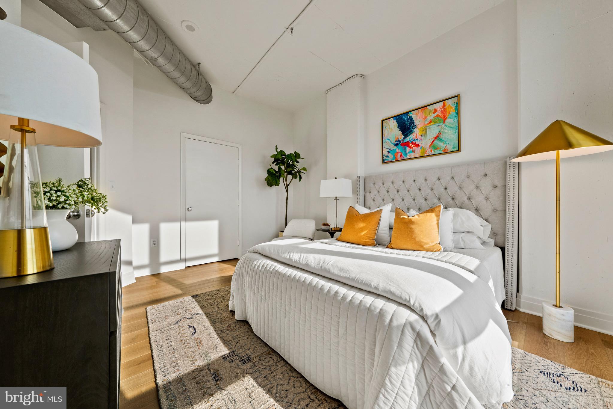 2020 12th St NW #703