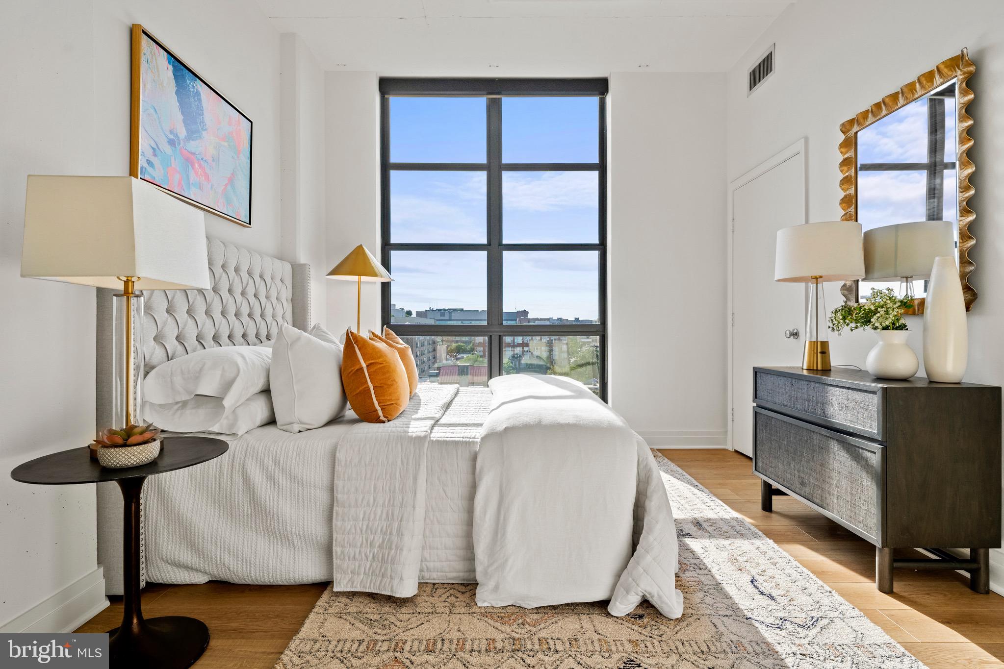 2020 12th St NW #703