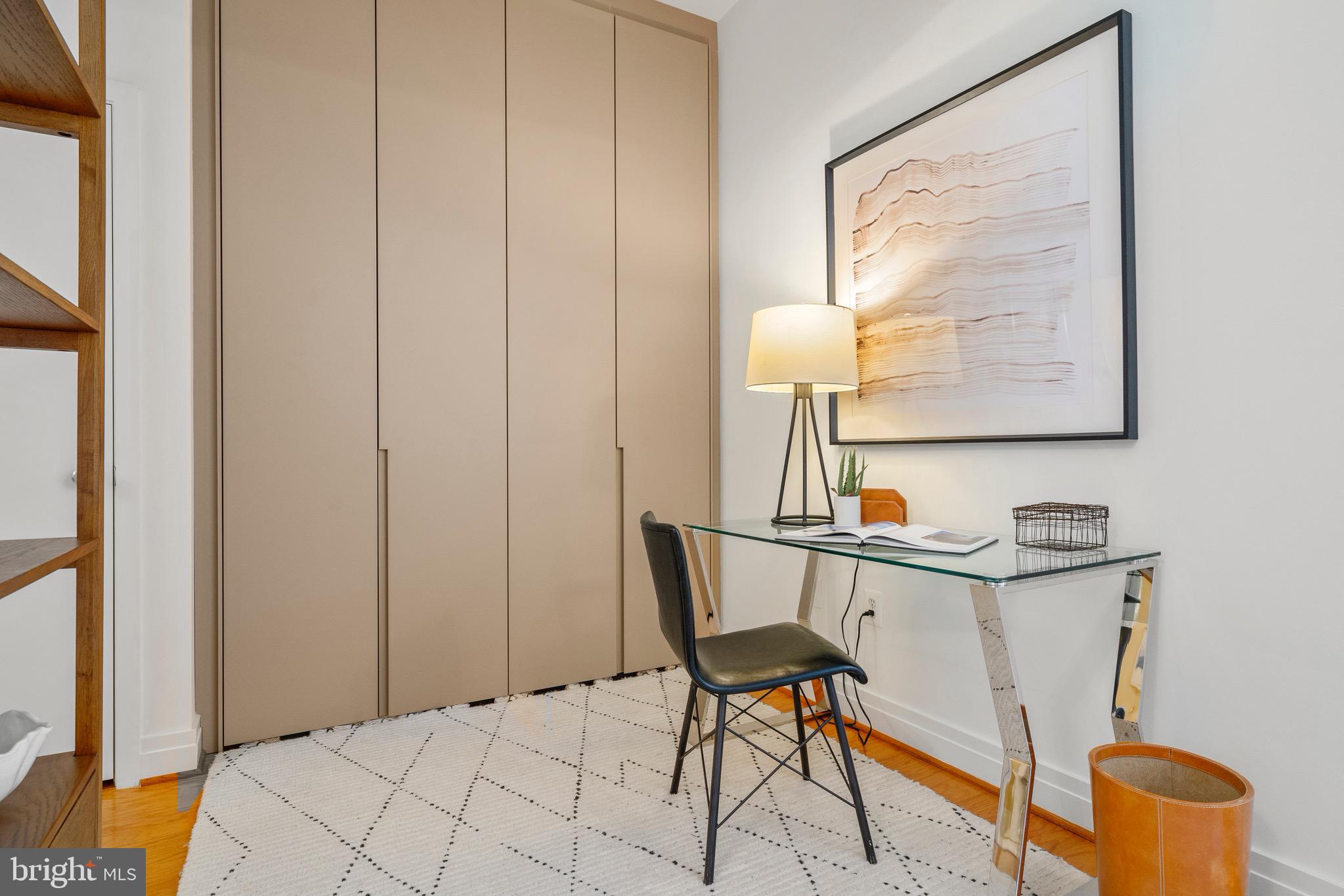 2020 12th St NW #518