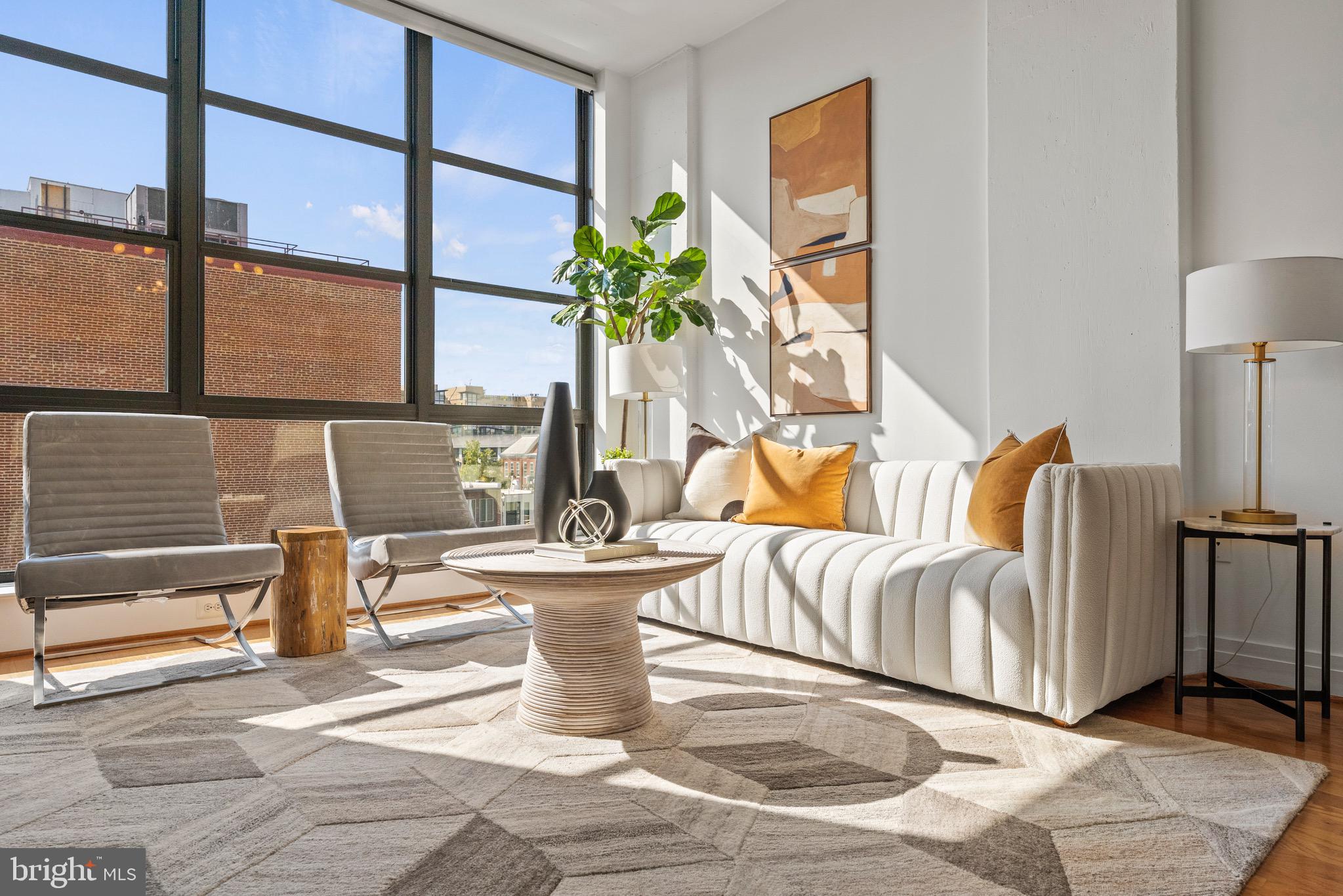 2020 12th St NW #518