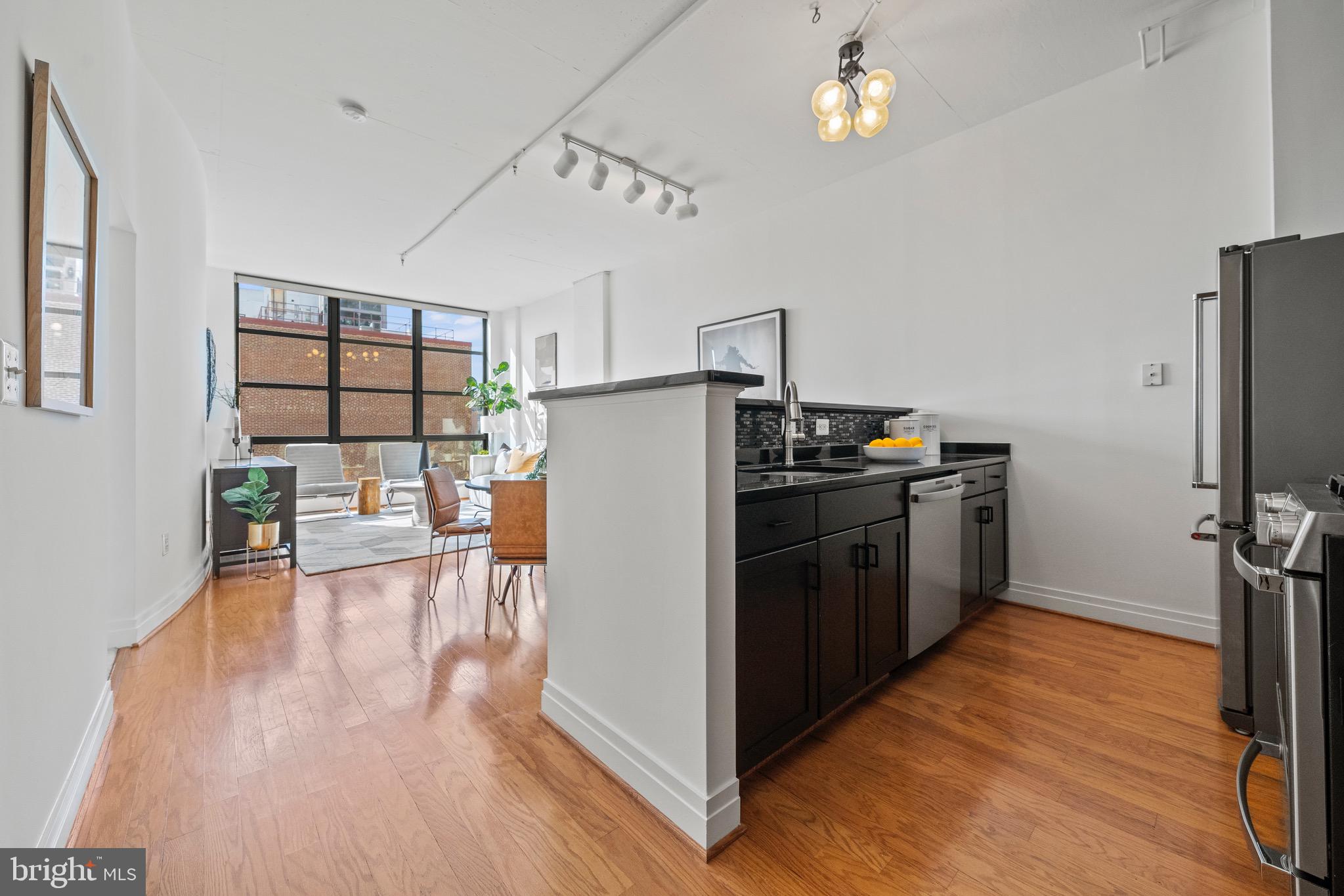 2020 12th St NW #518