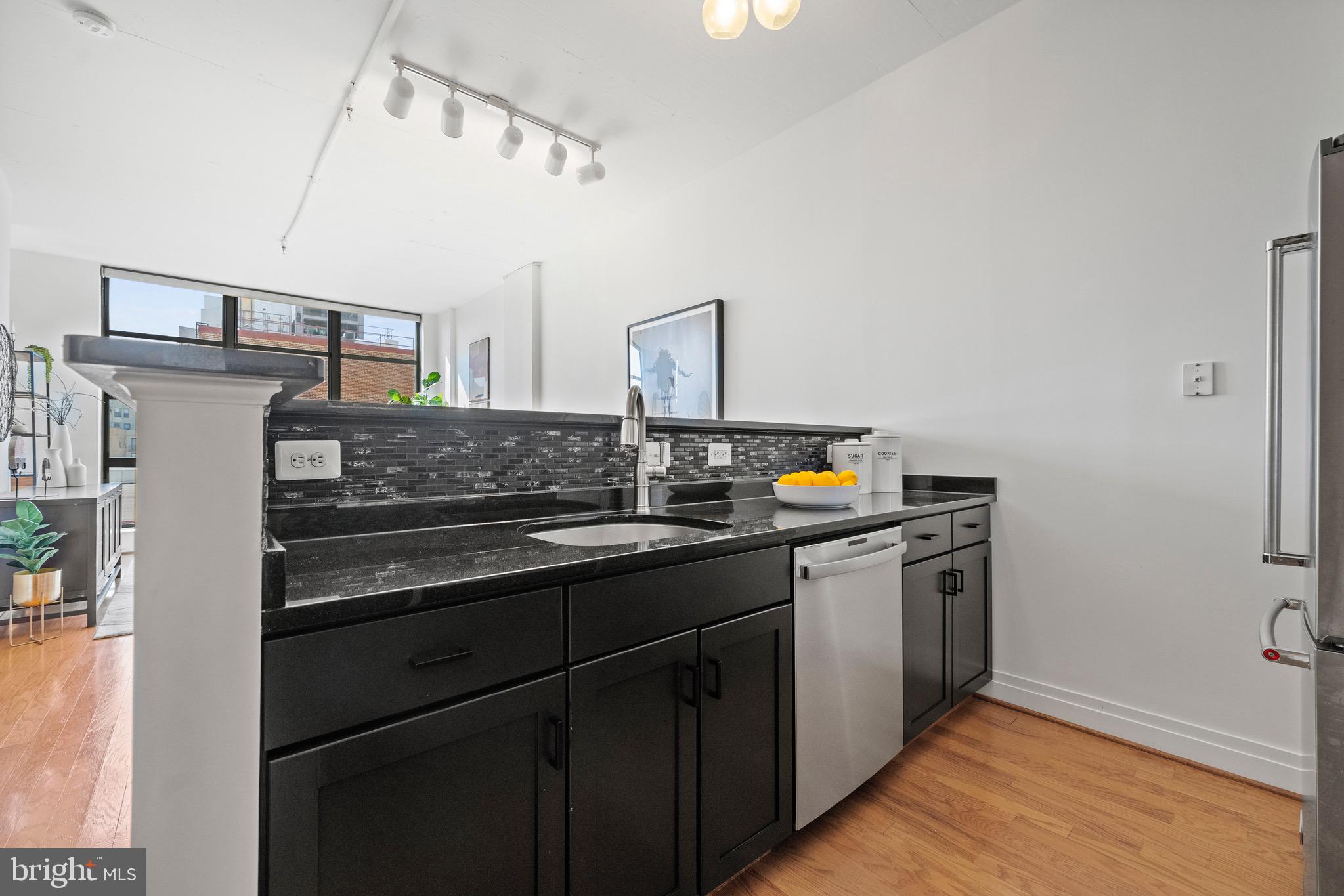 2020 12th St NW #518