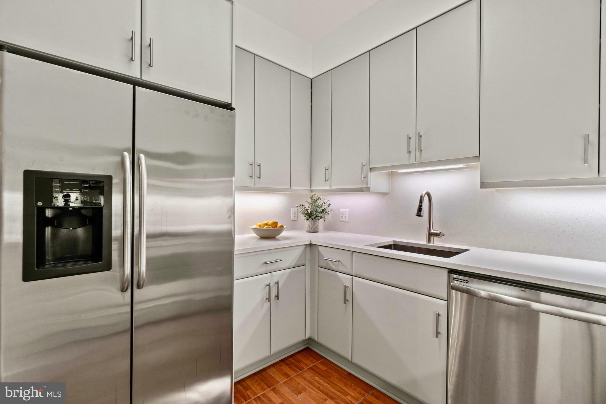 910 M STREET NW Unit: 329