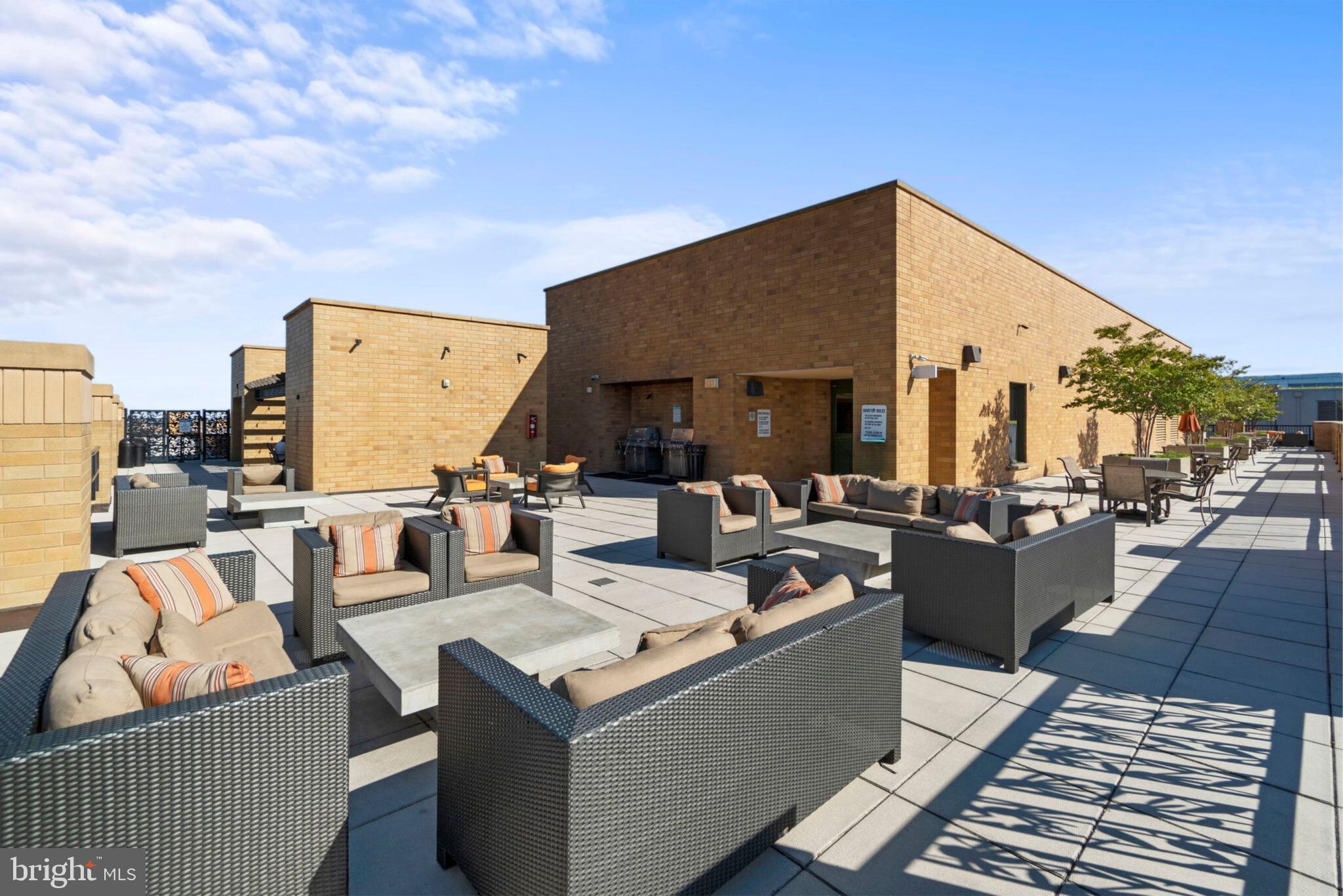 910 M STREET NW Unit: 906