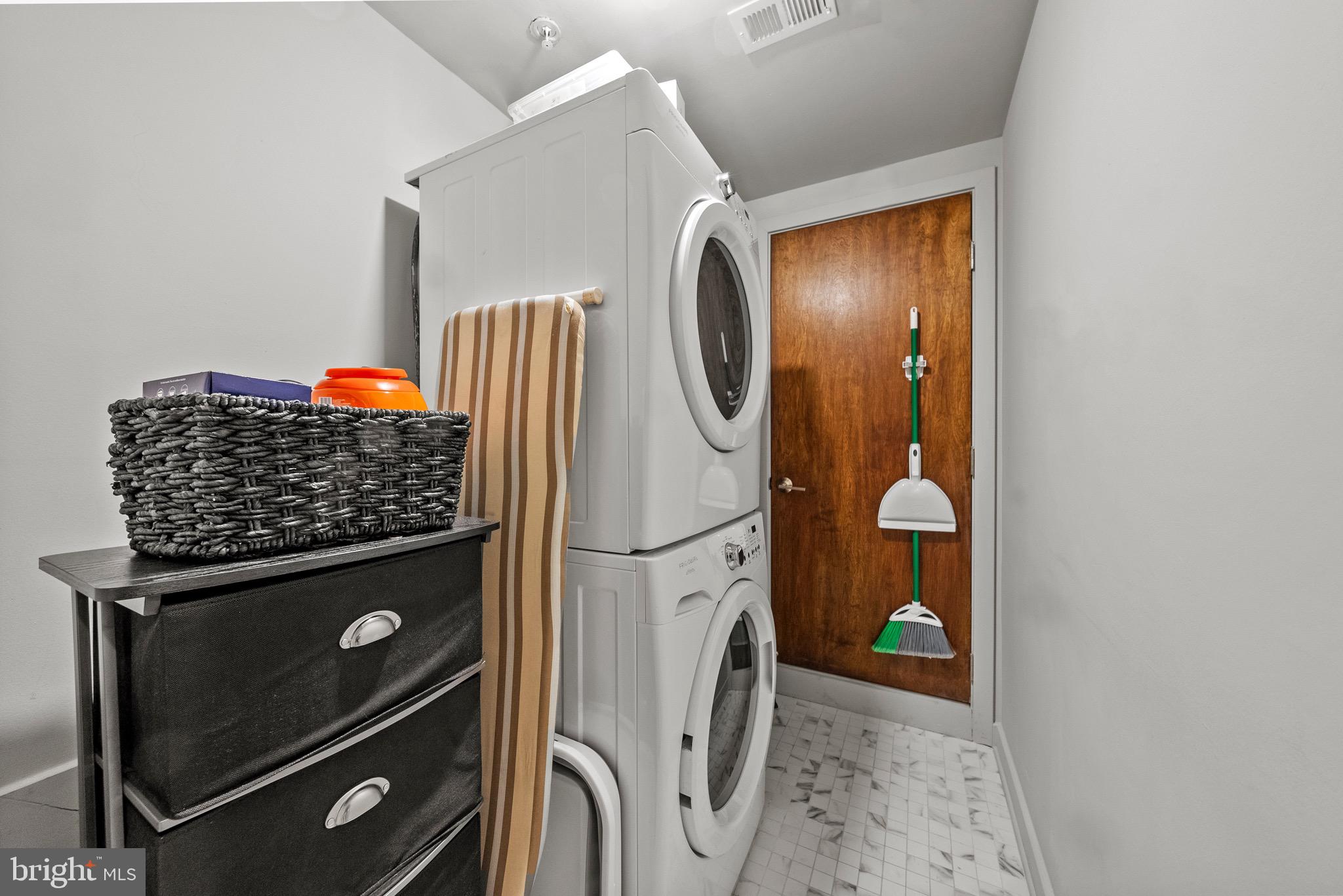 1341 Irving St NW #A