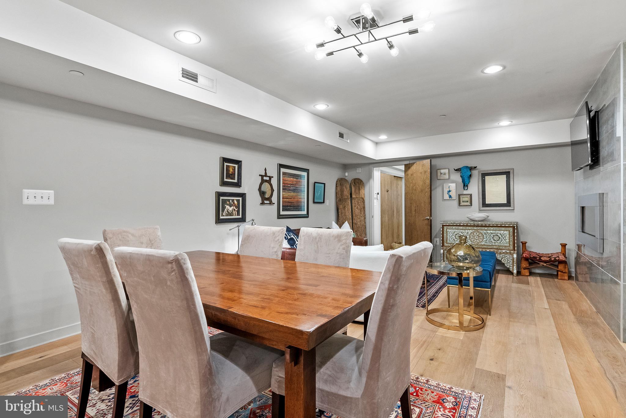 1341 Irving St NW #A