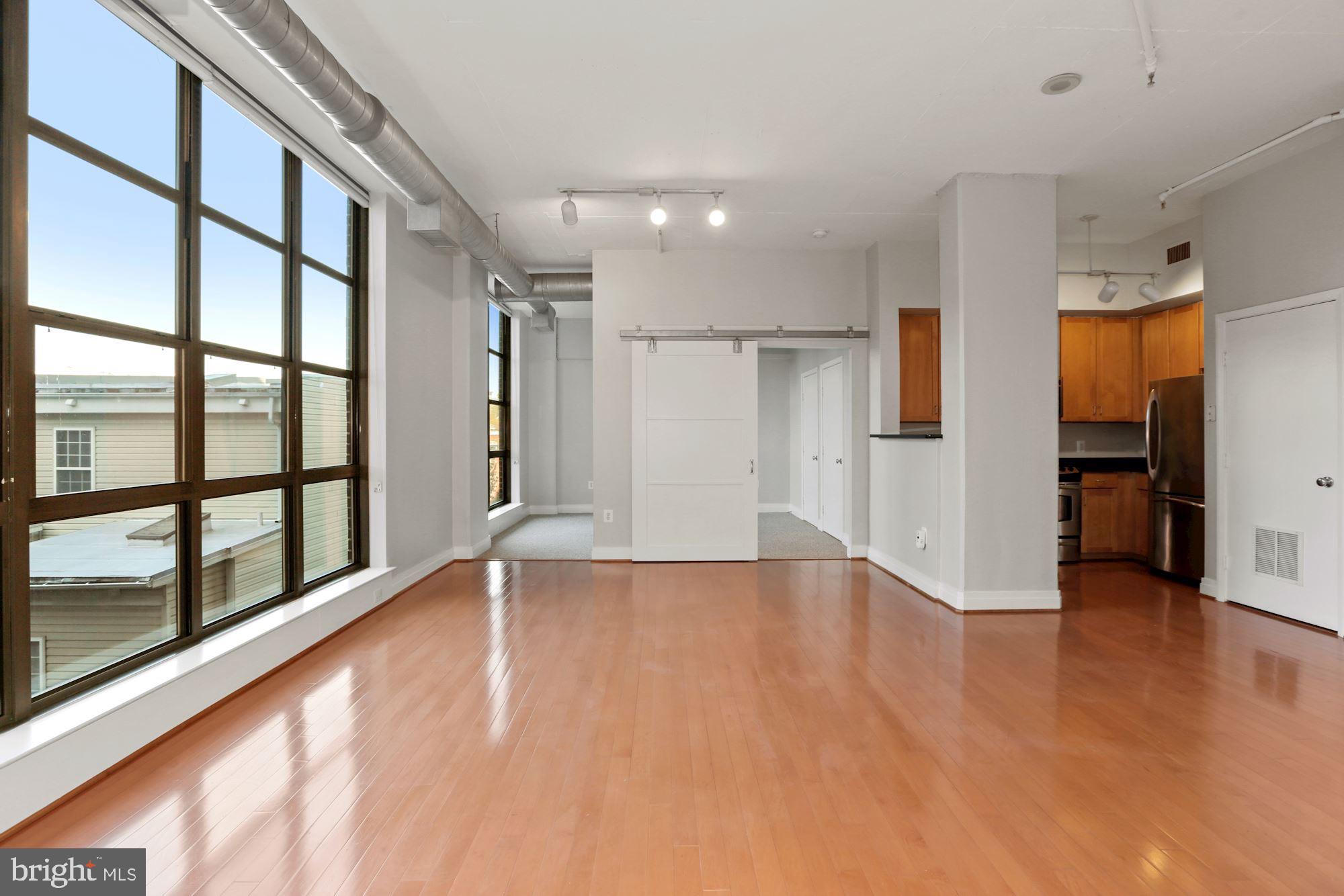 2020 12th St NW #405