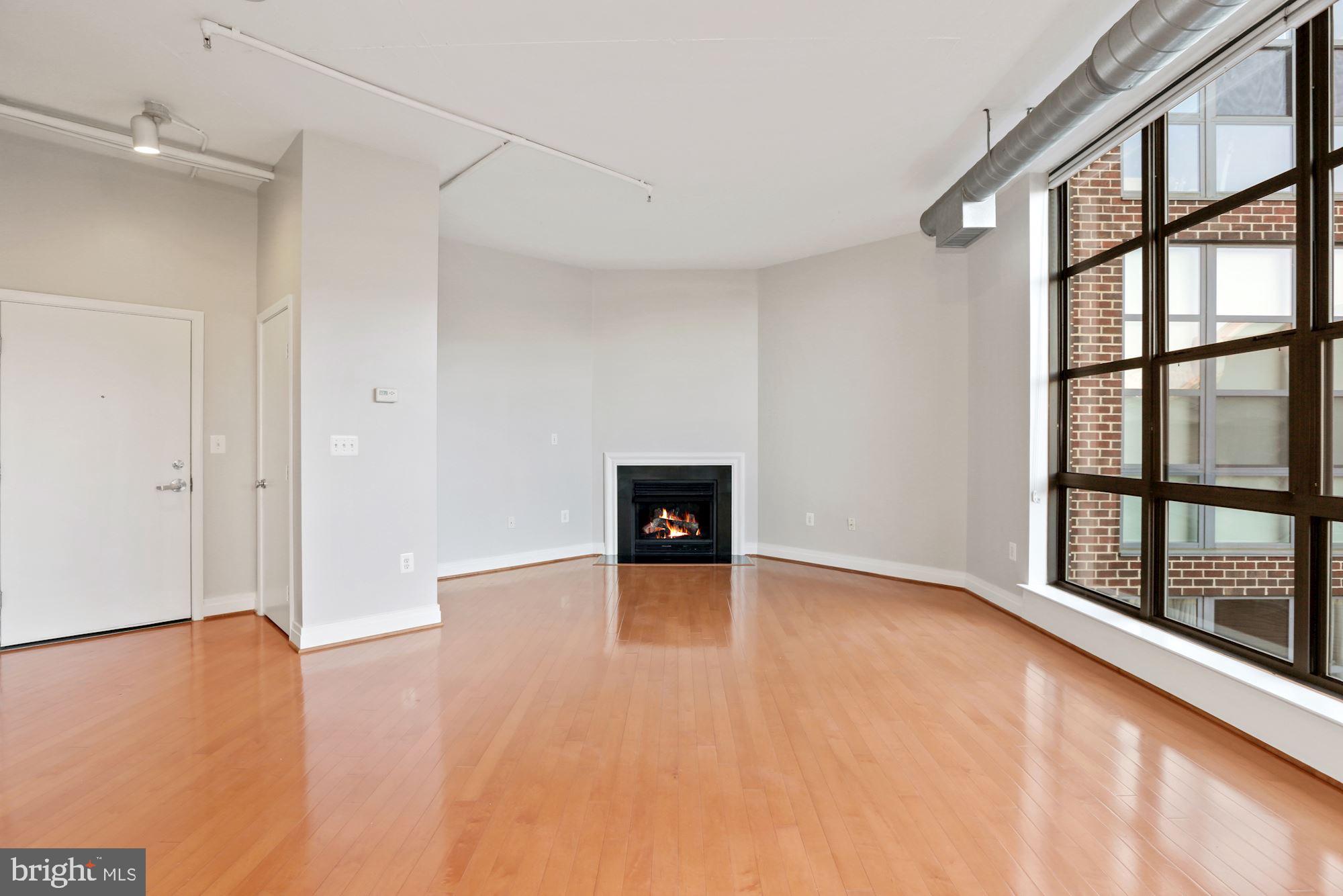 2020 12th St NW #405