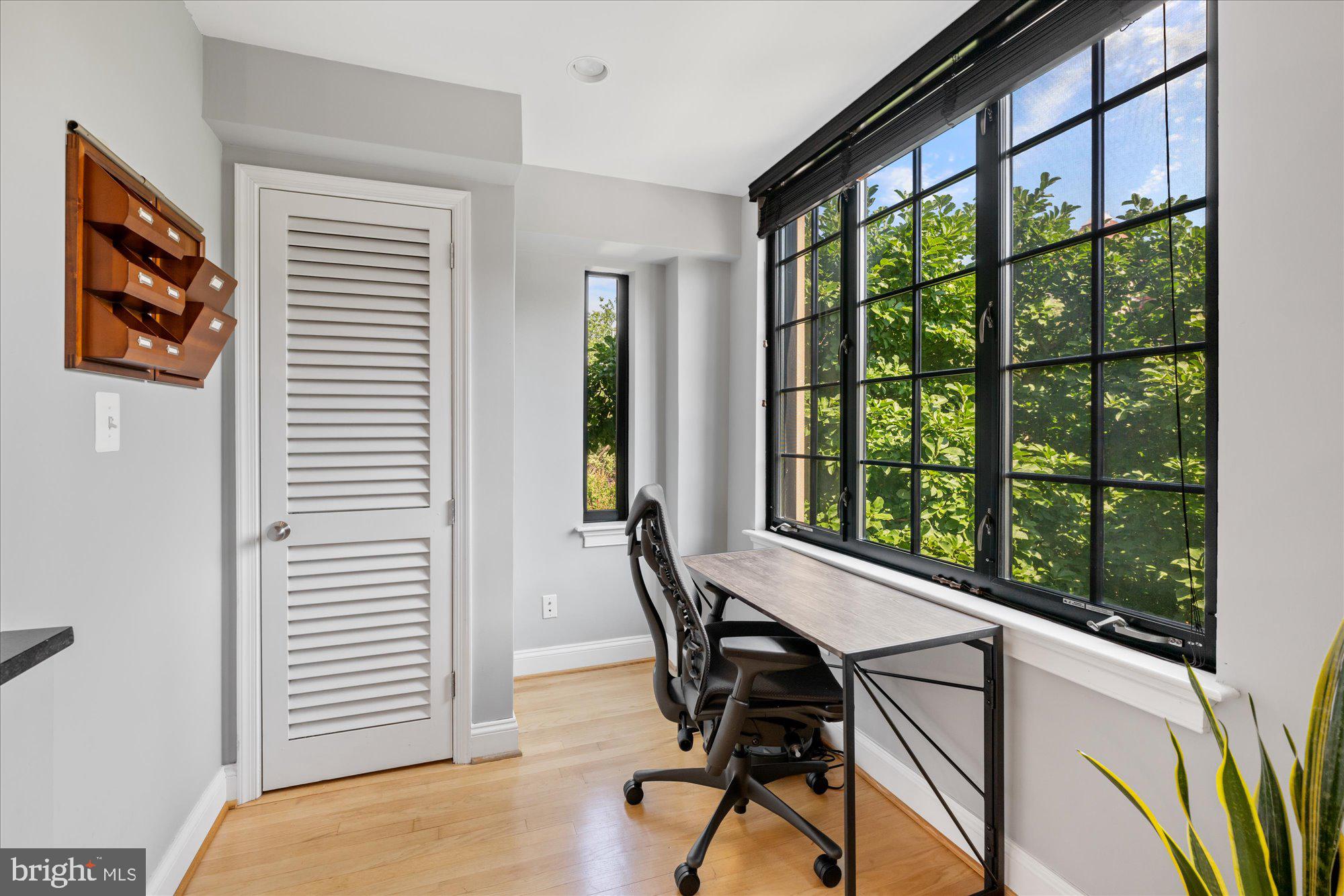 1701 16th St NW #338