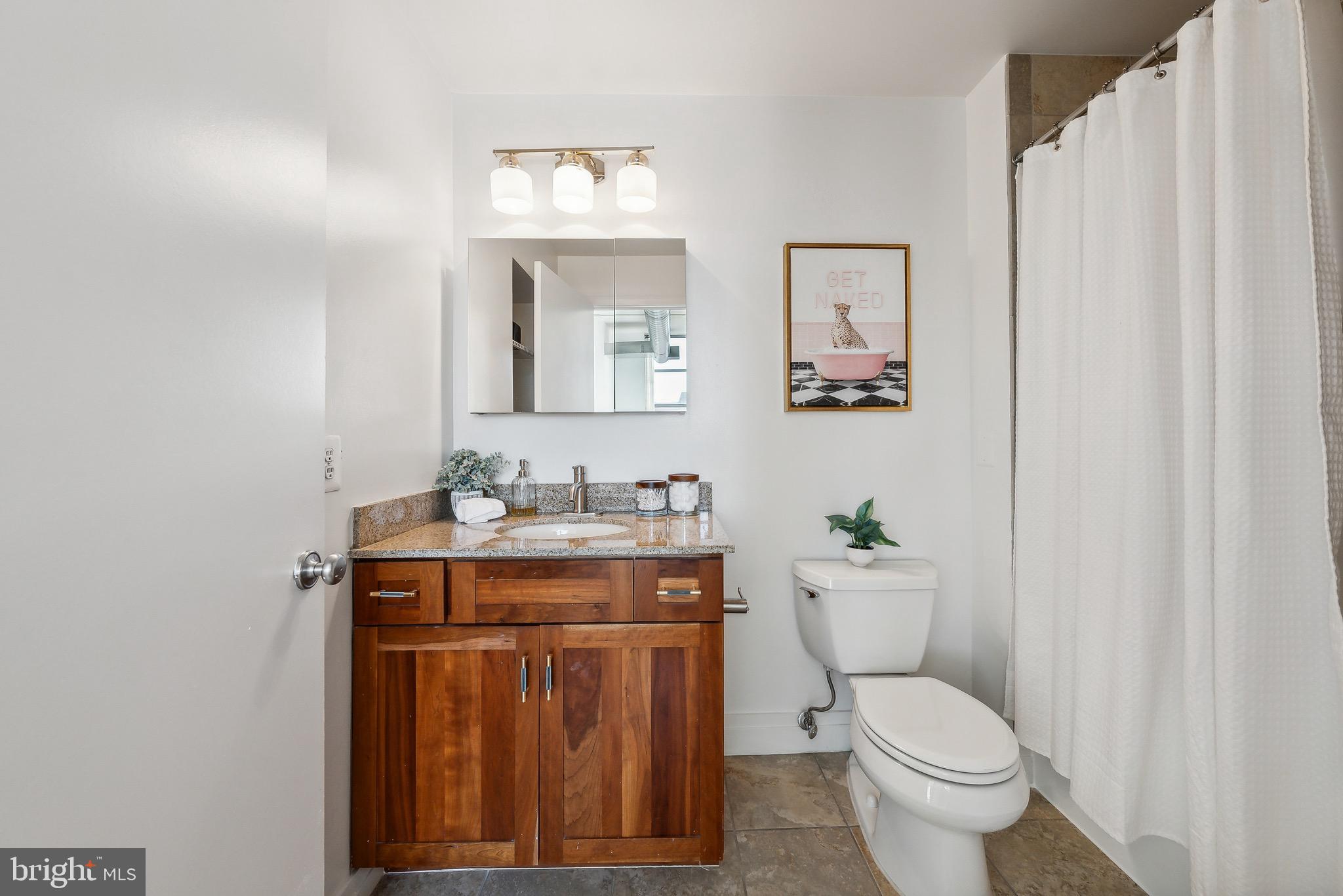 2020 12th St NW #418