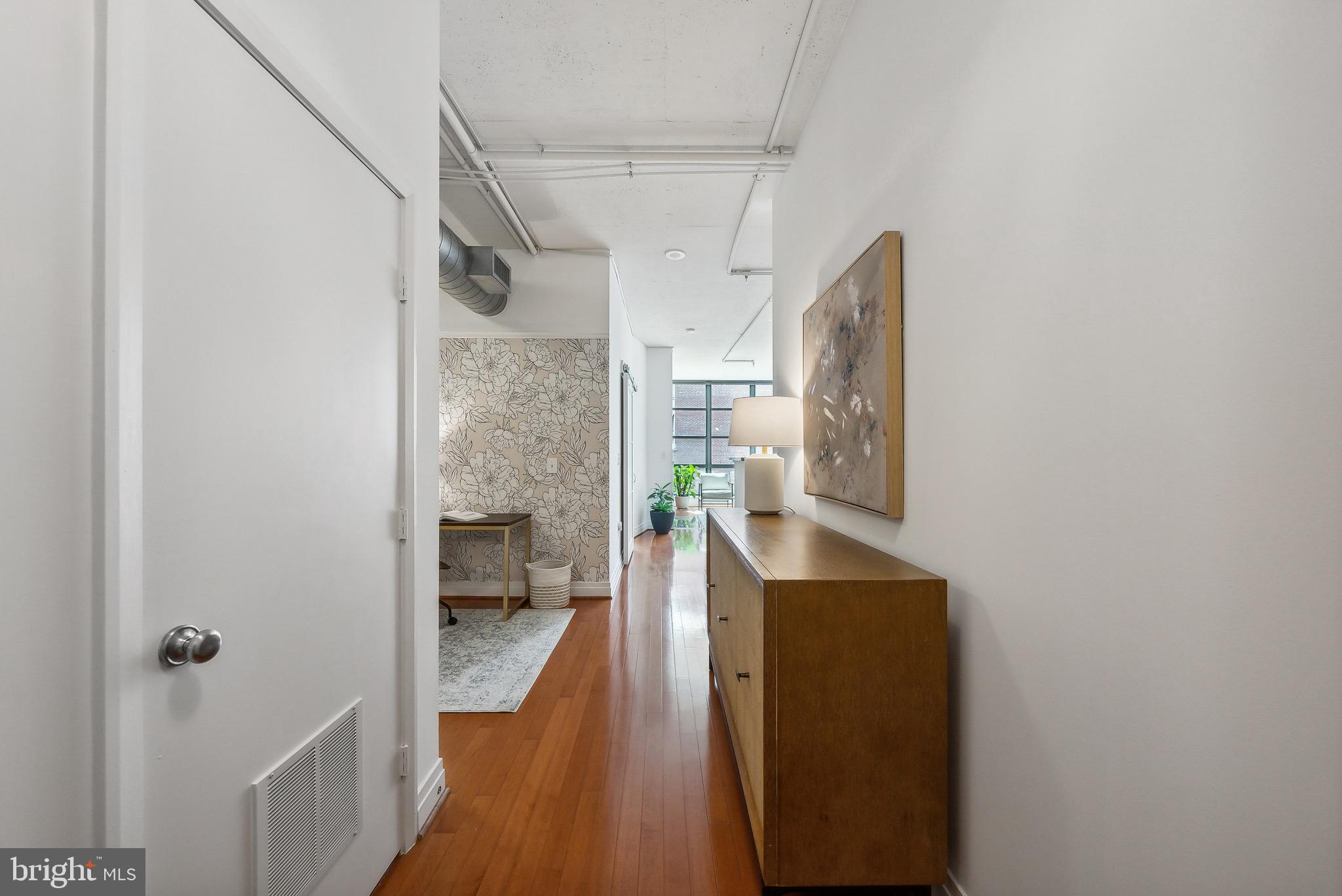 2020 12th St NW #418