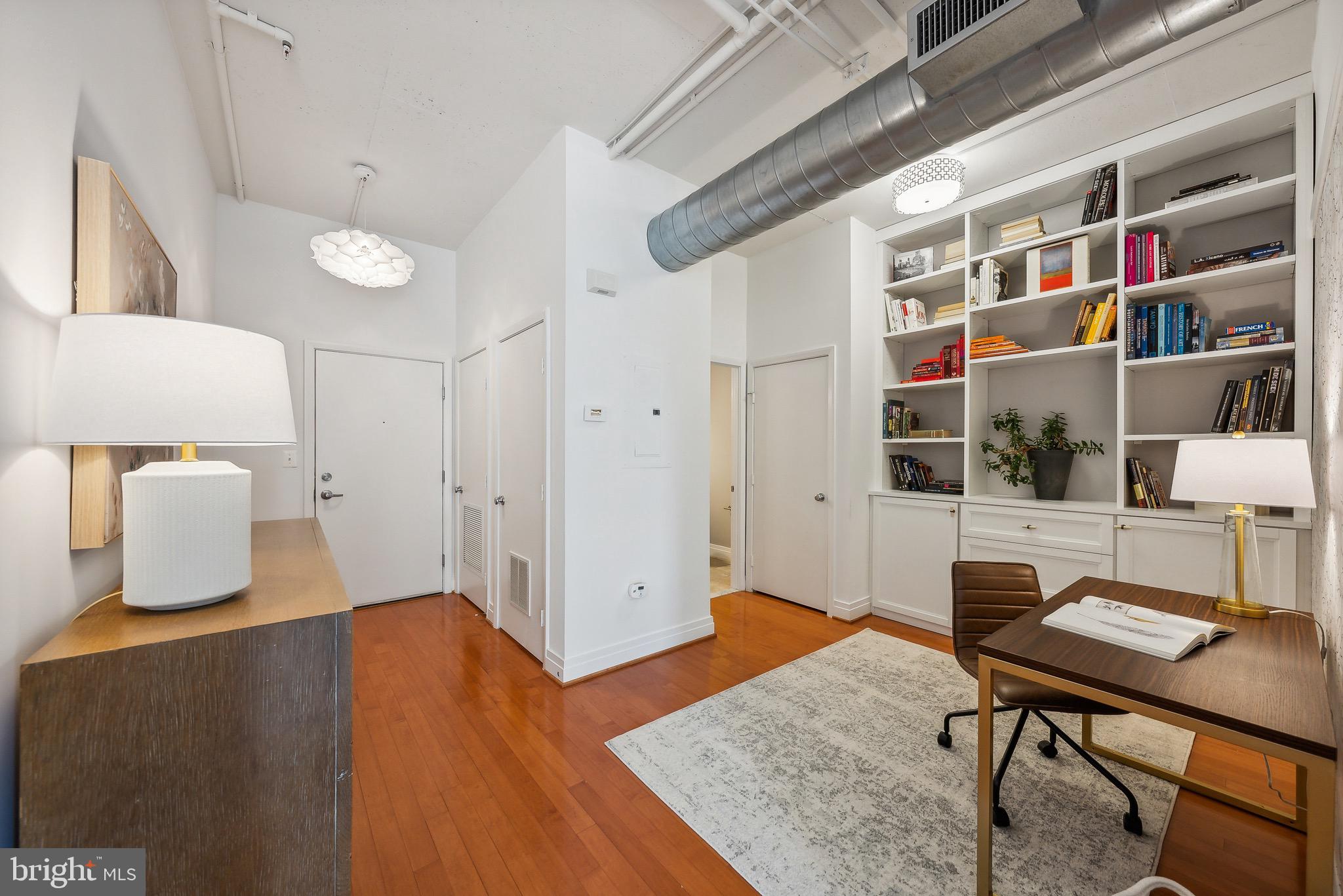 2020 12th St NW #418