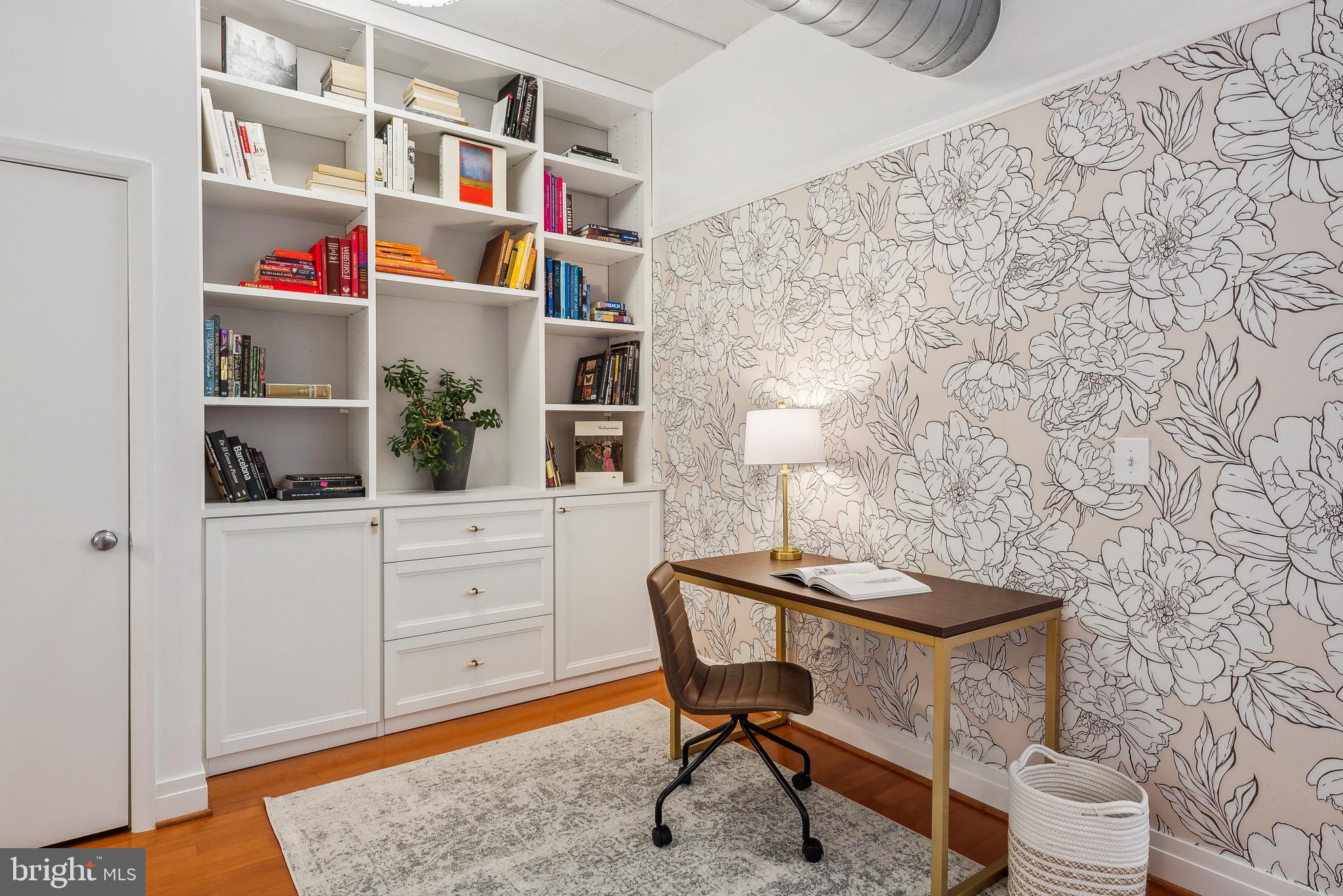 2020 12th St NW #418