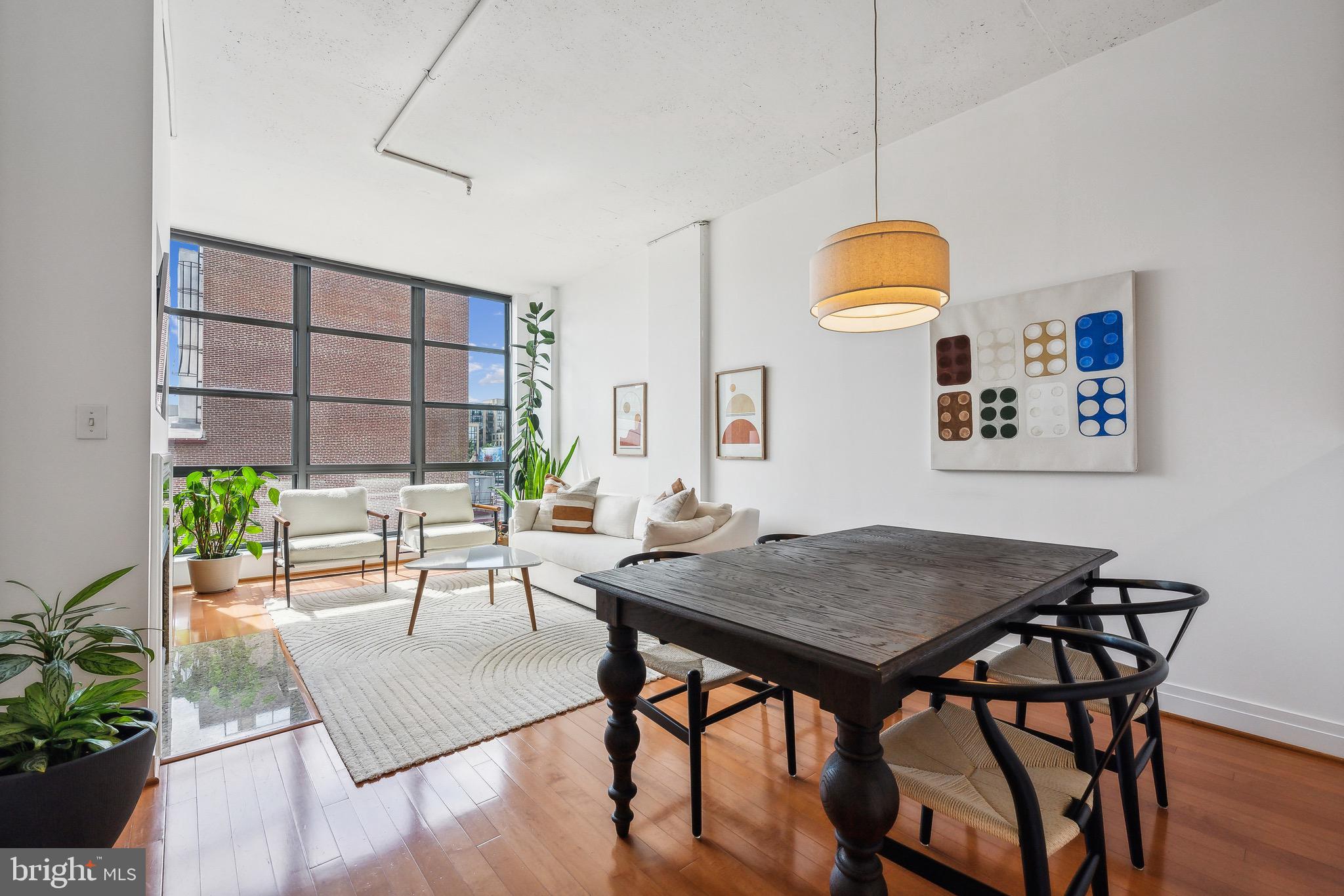 2020 12th St NW #418