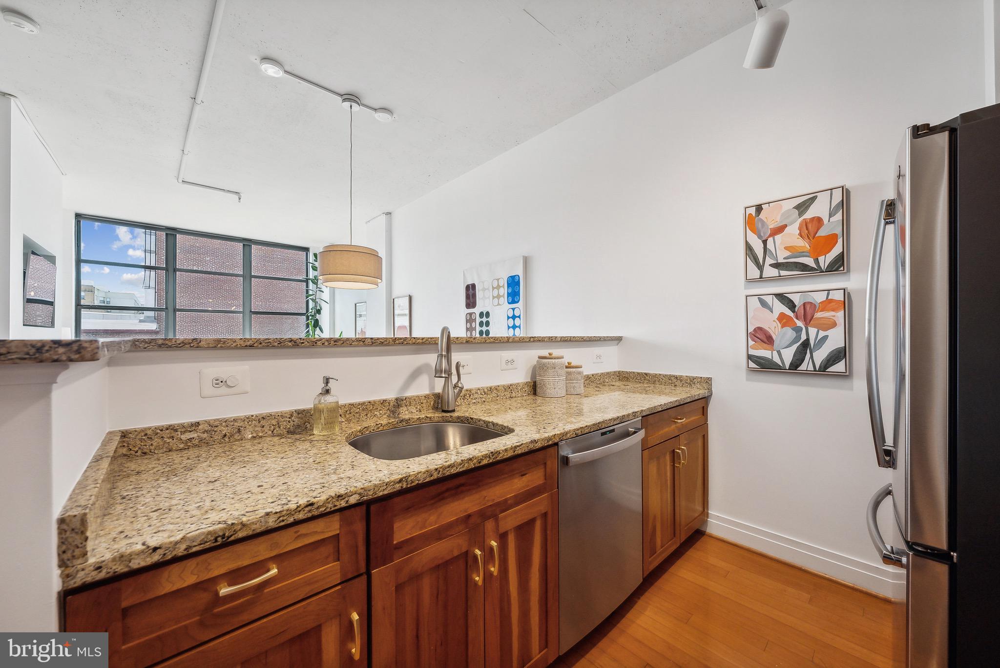 2020 12th St NW #418