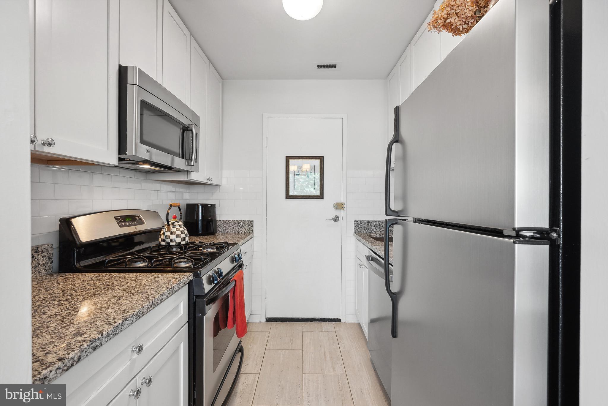 2829 Connecticut Ave NW #504