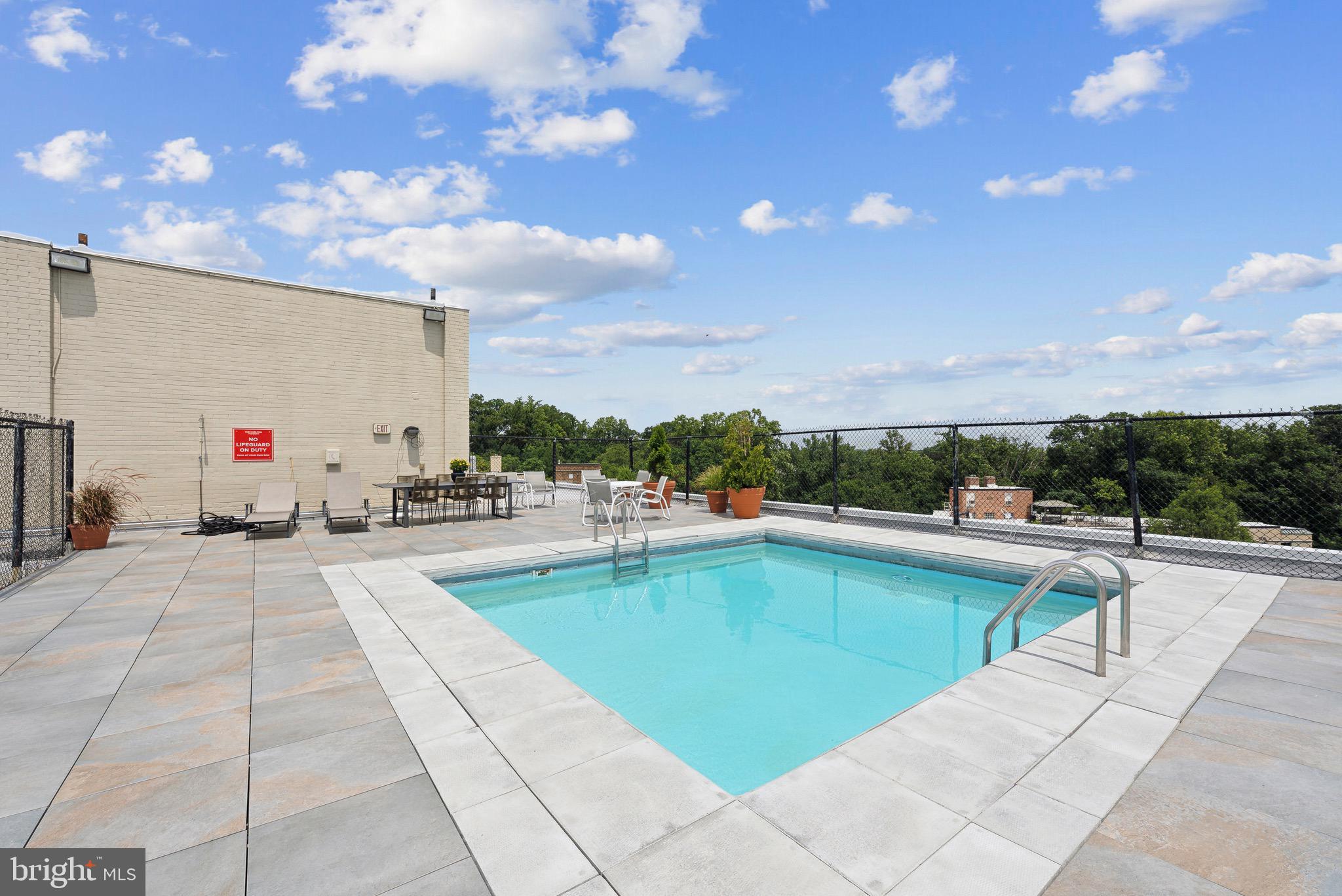 2829 Connecticut Ave NW #504