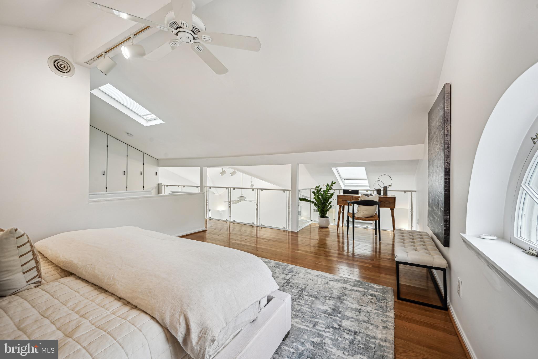 3511 39th St NW #E491