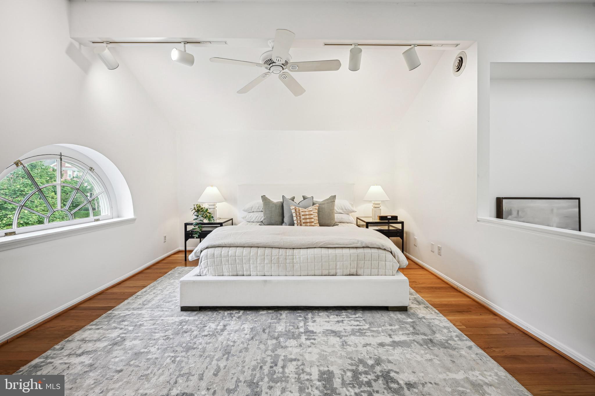 3511 39th St NW #E491