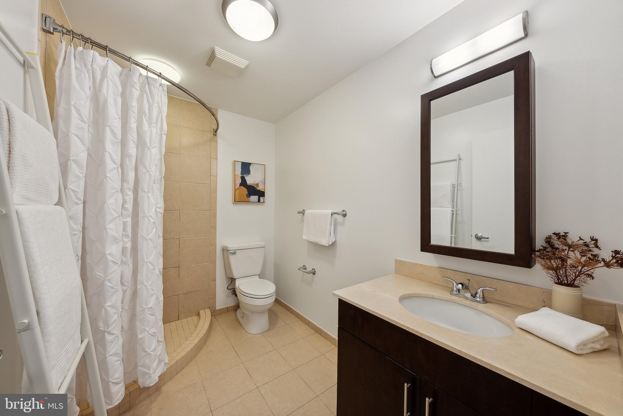 910 M St NW #609