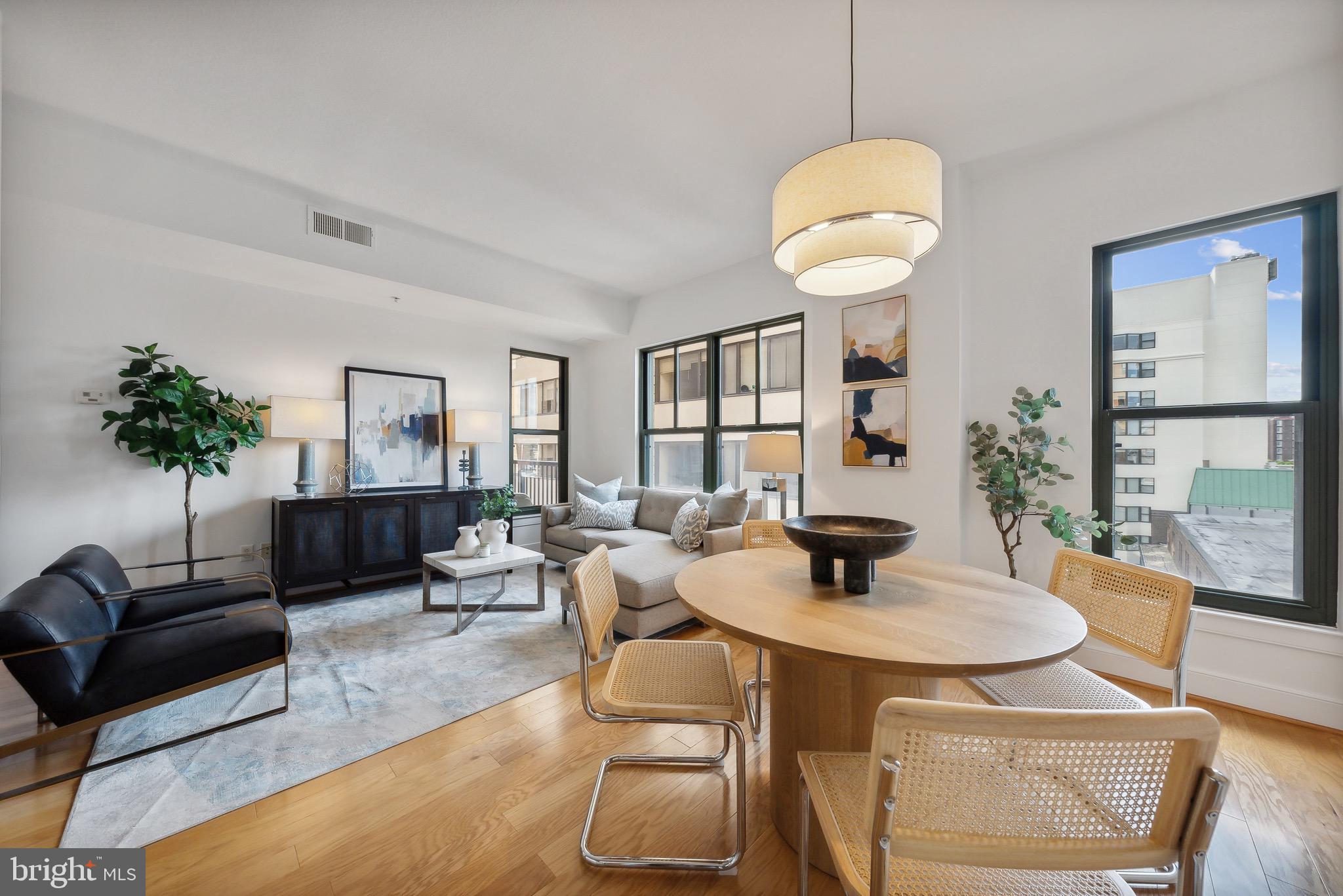 910 M St NW #609