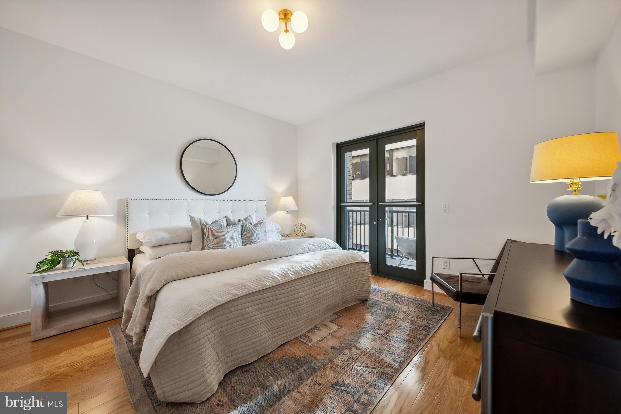 910 M St NW #609