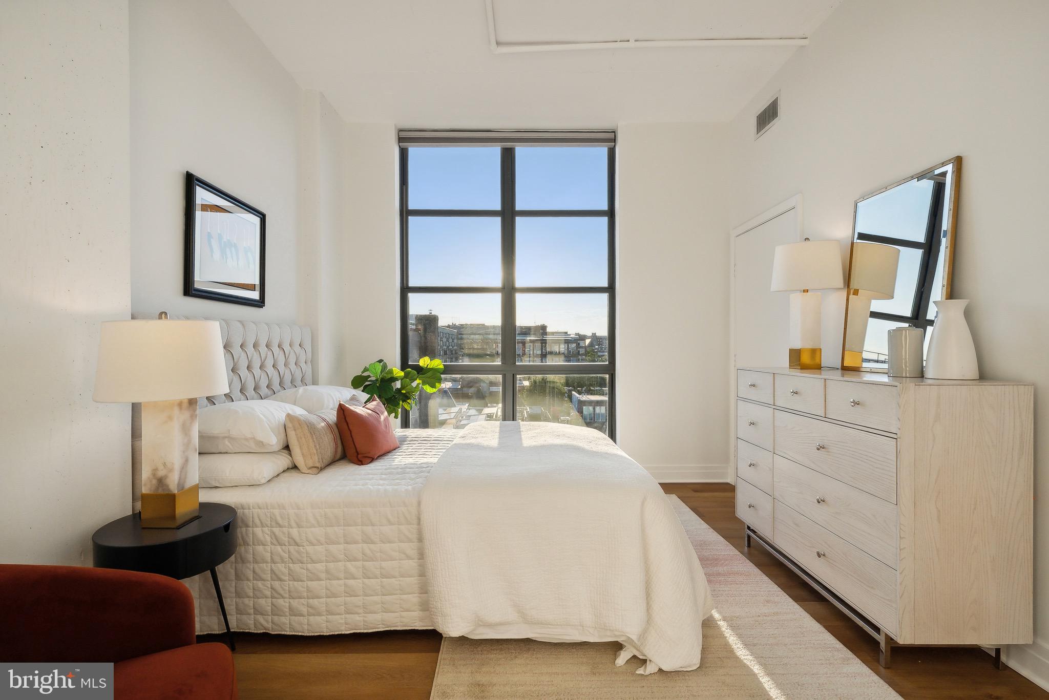 2020 12th St NW #603