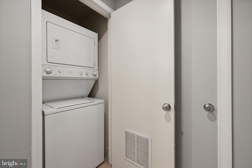 2020 12th St NW #603