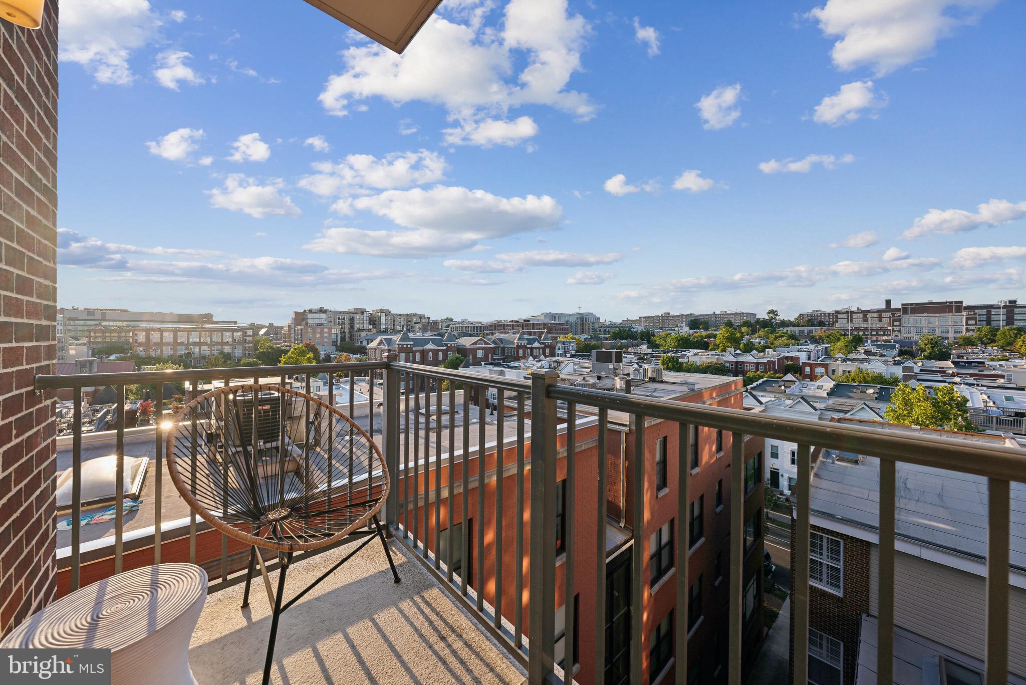 2020 12th St NW #603