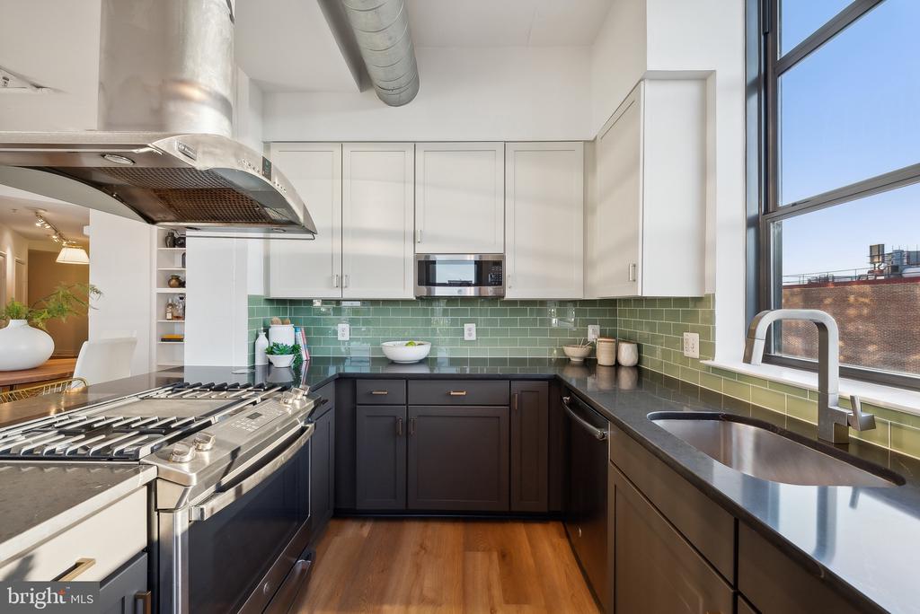 2020 12th St NW #603
