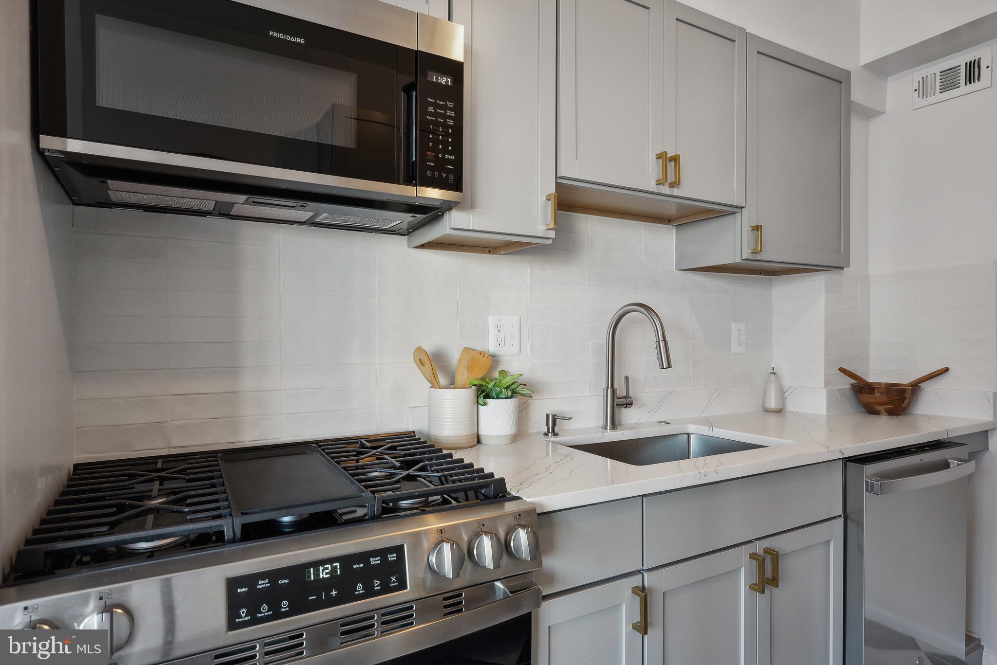 1711 Massachusetts Ave NW #732