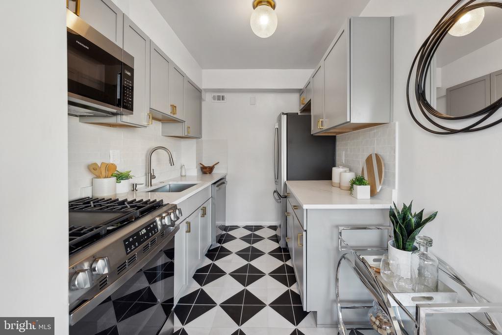 1711 Massachusetts Ave NW #732
