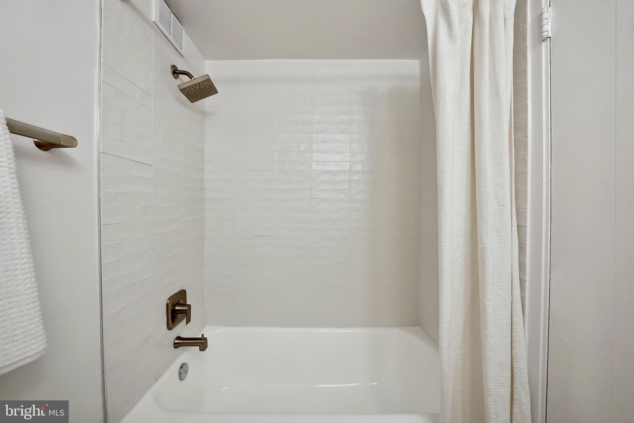 1711 Massachusetts Ave NW #732