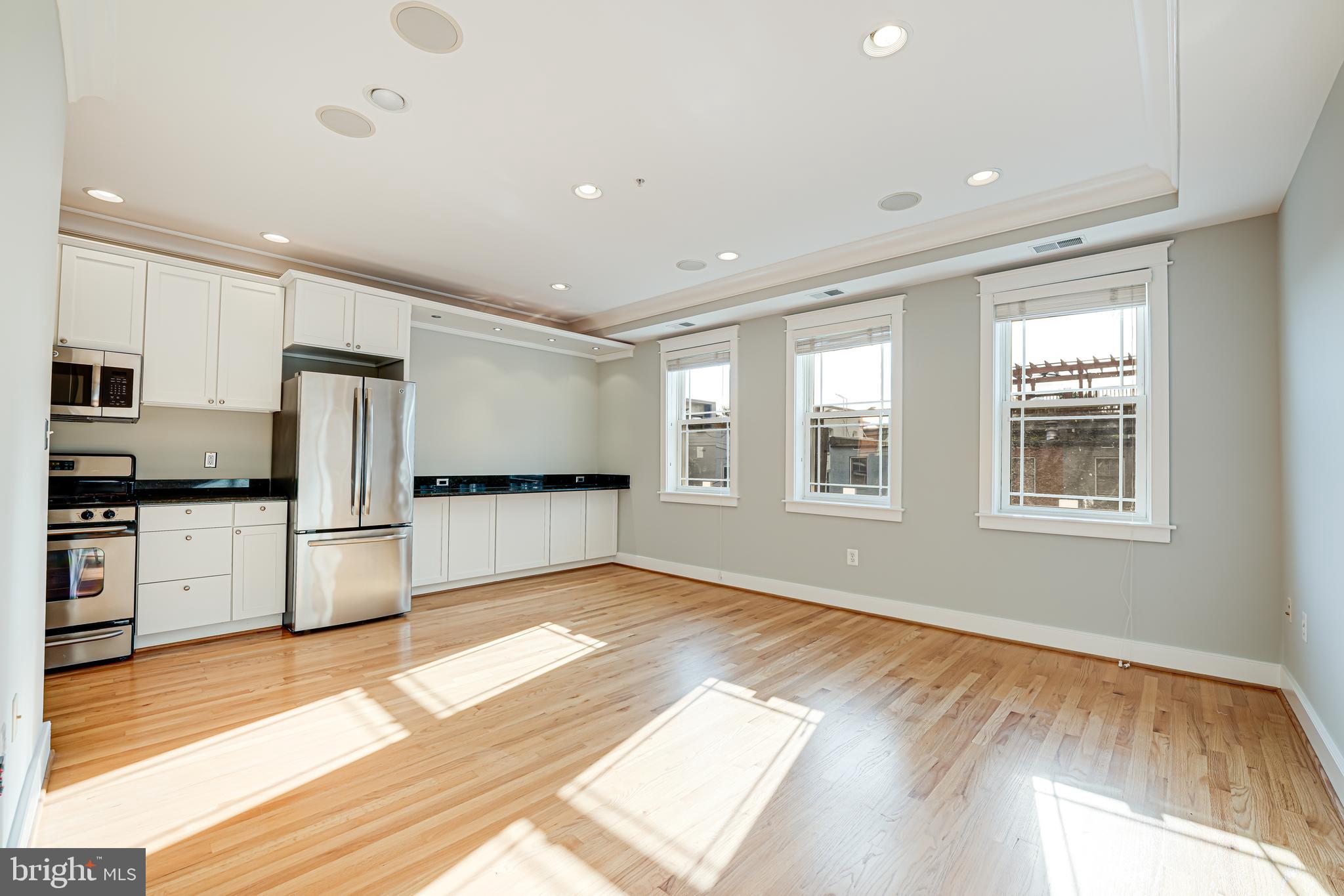 1408 10th St NW #302