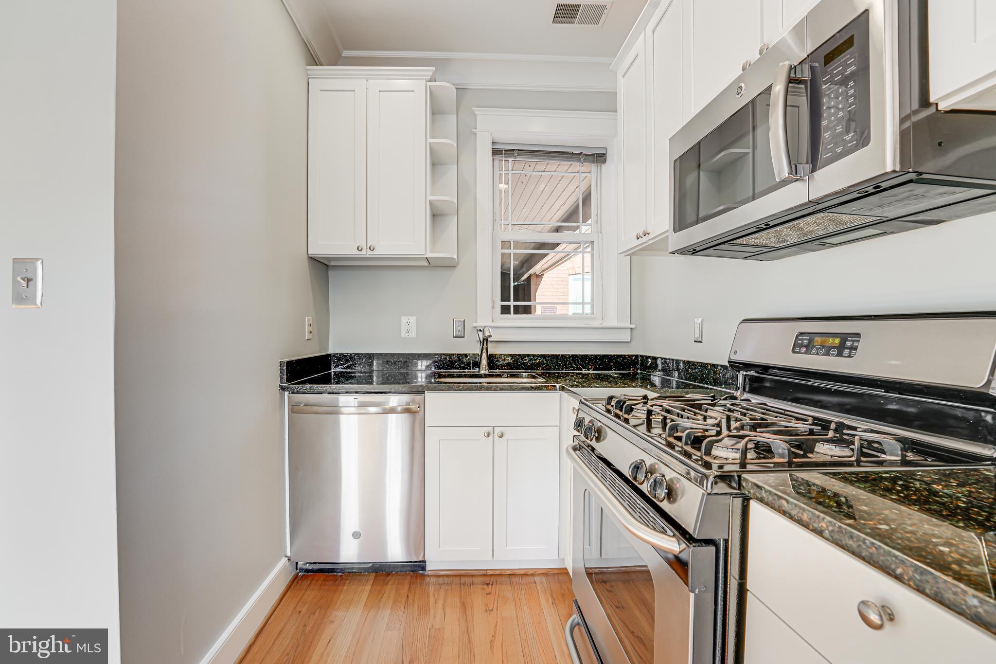 1408 10th St NW #302