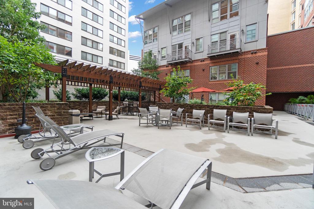1300 N St NW #511