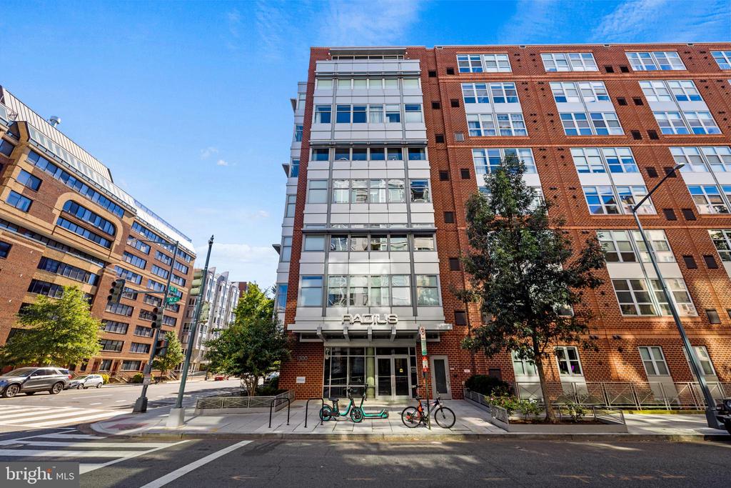 1300 N St NW #511