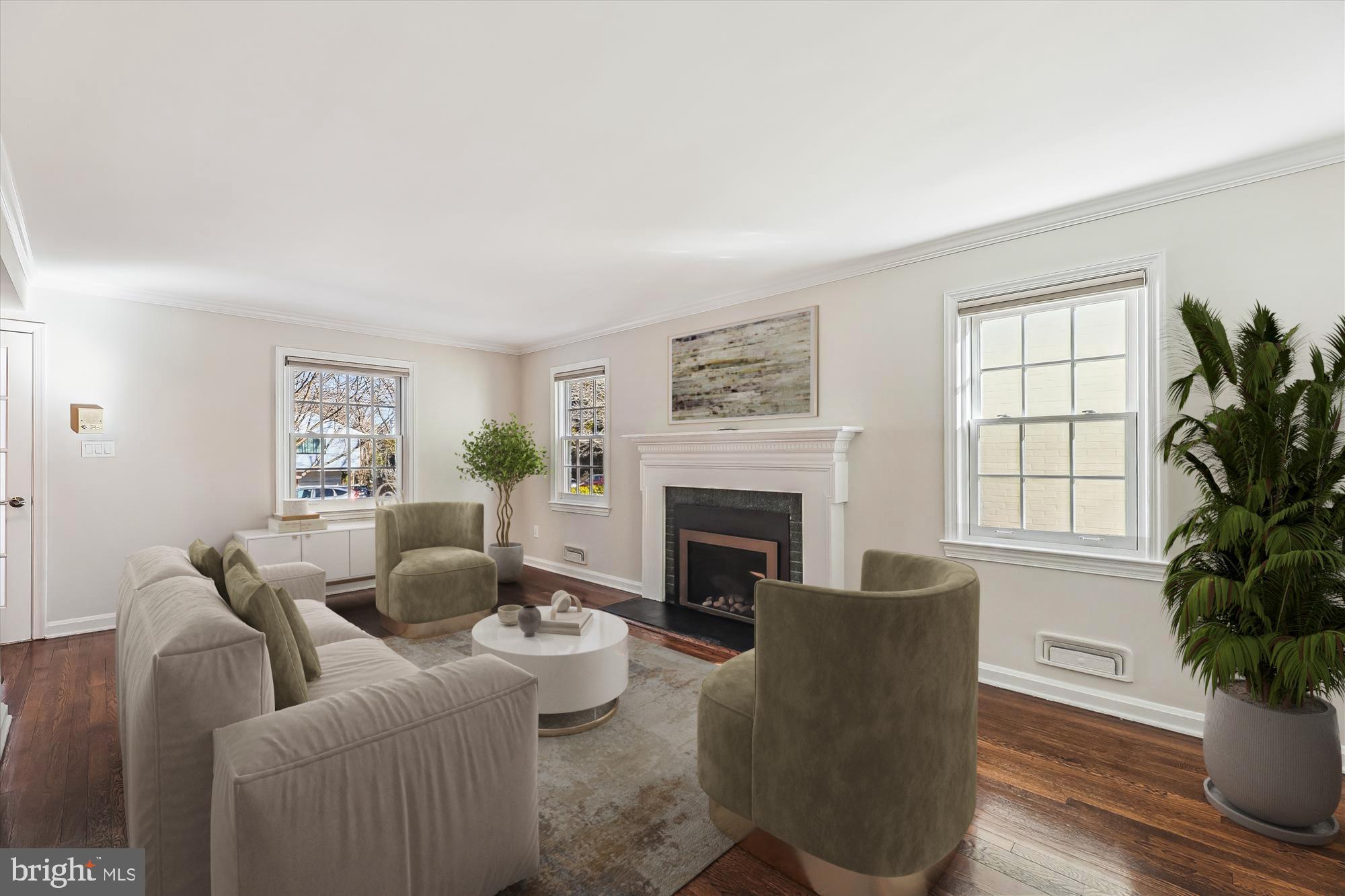 4522 Albemarle St NW