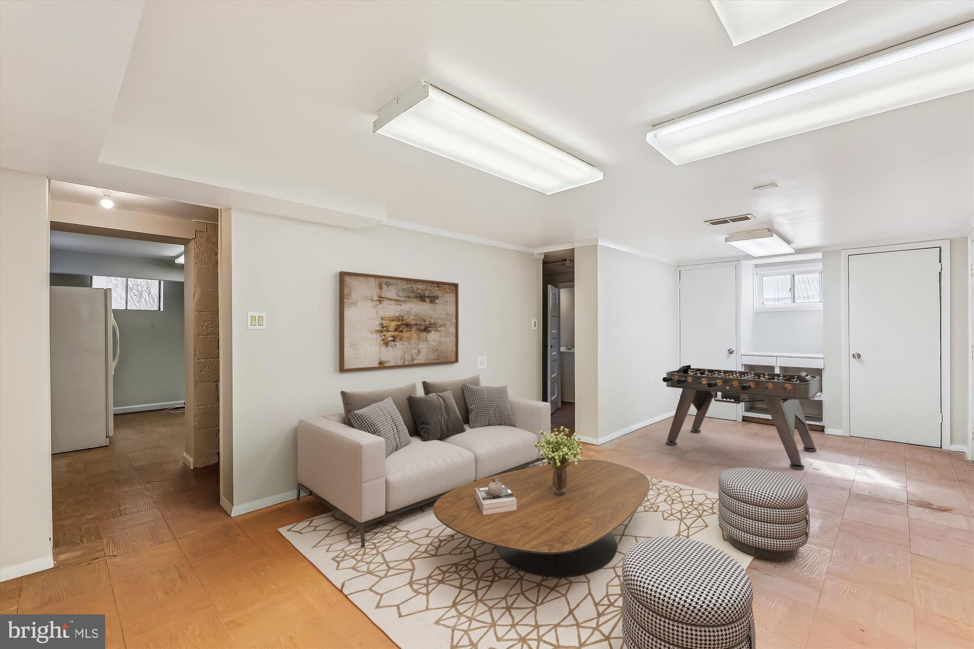 4522 Albemarle St NW